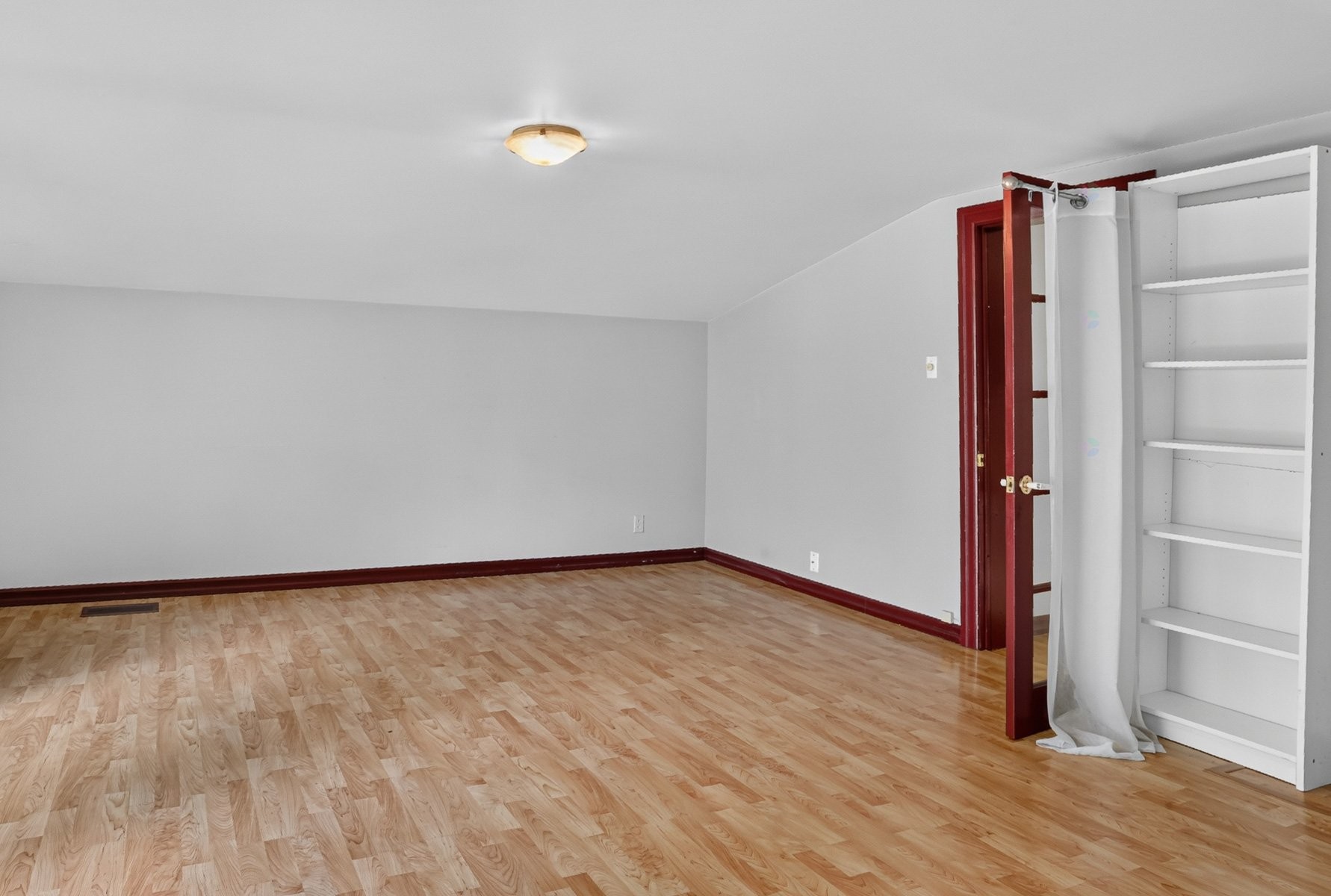 









1190


Rue Principale

,
Batiscan,




QC
G0X1A0


