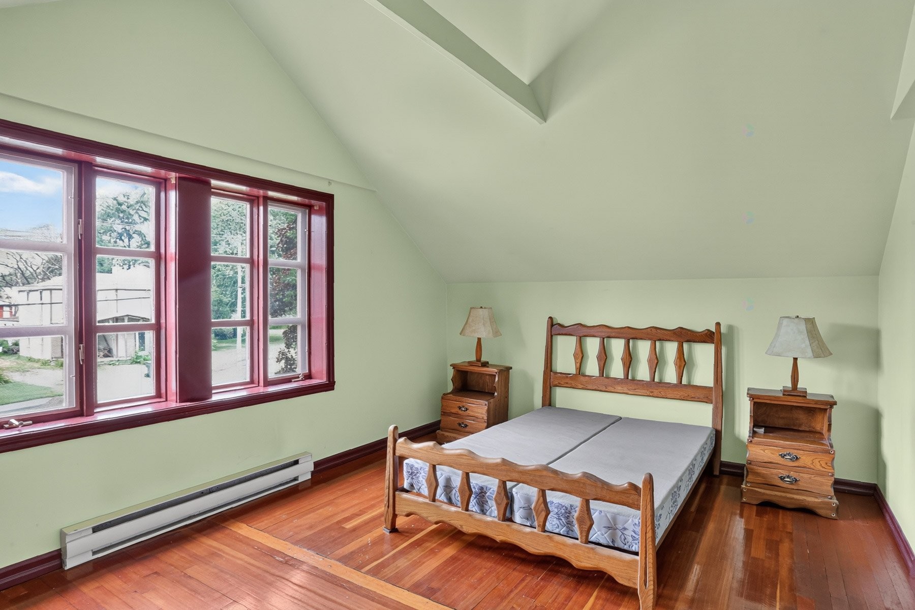 









1190


Rue Principale

,
Batiscan,




QC
G0X1A0

