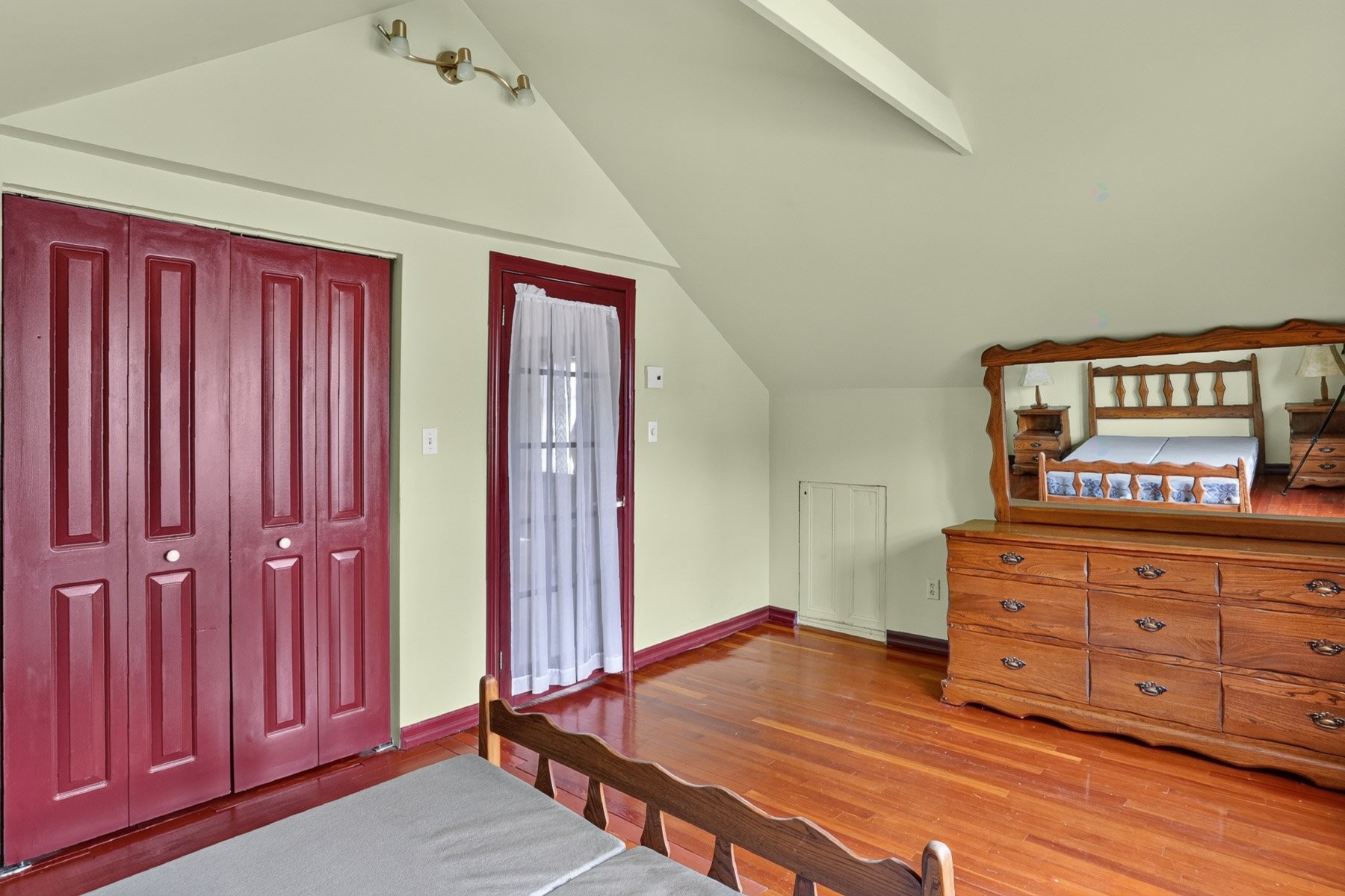 









1190


Rue Principale

,
Batiscan,




QC
G0X1A0


