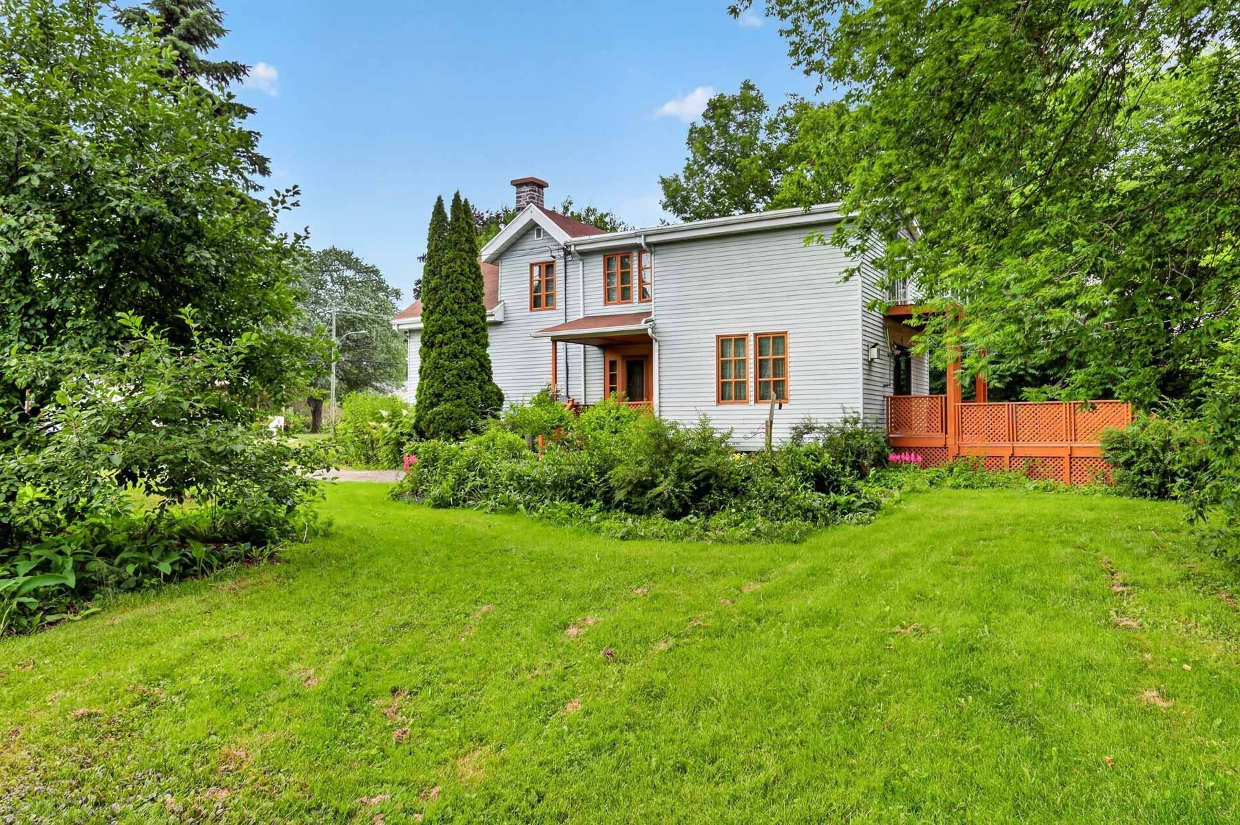 









1190


Rue Principale

,
Batiscan,




QC
G0X1A0

