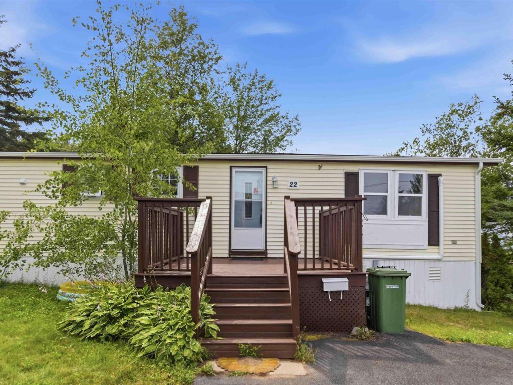 












22 Yeadon Drive

,
Middle Sackville,




NS
B4E 2Z4

