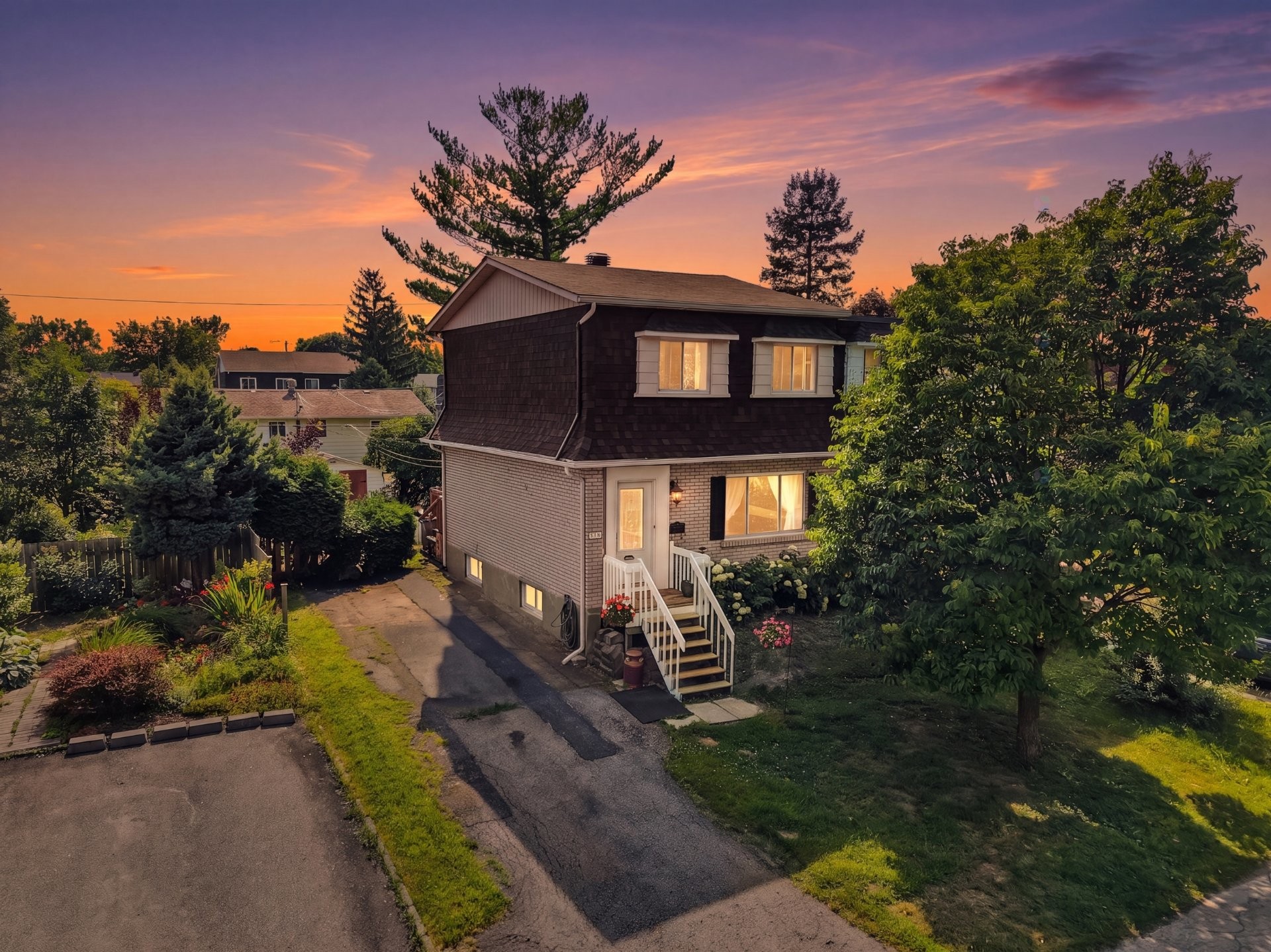 









152


Rue Beauchesne

,
Saint-Eustache,




QC
J7R2X8

