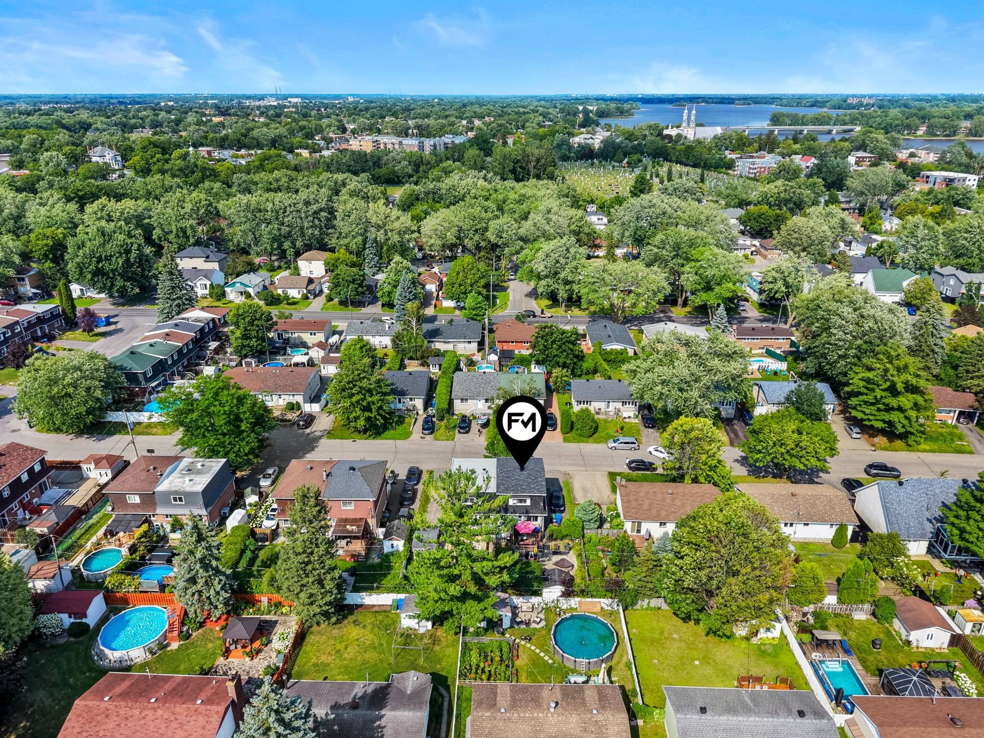 









152


Rue Beauchesne

,
Saint-Eustache,




QC
J7R2X8

