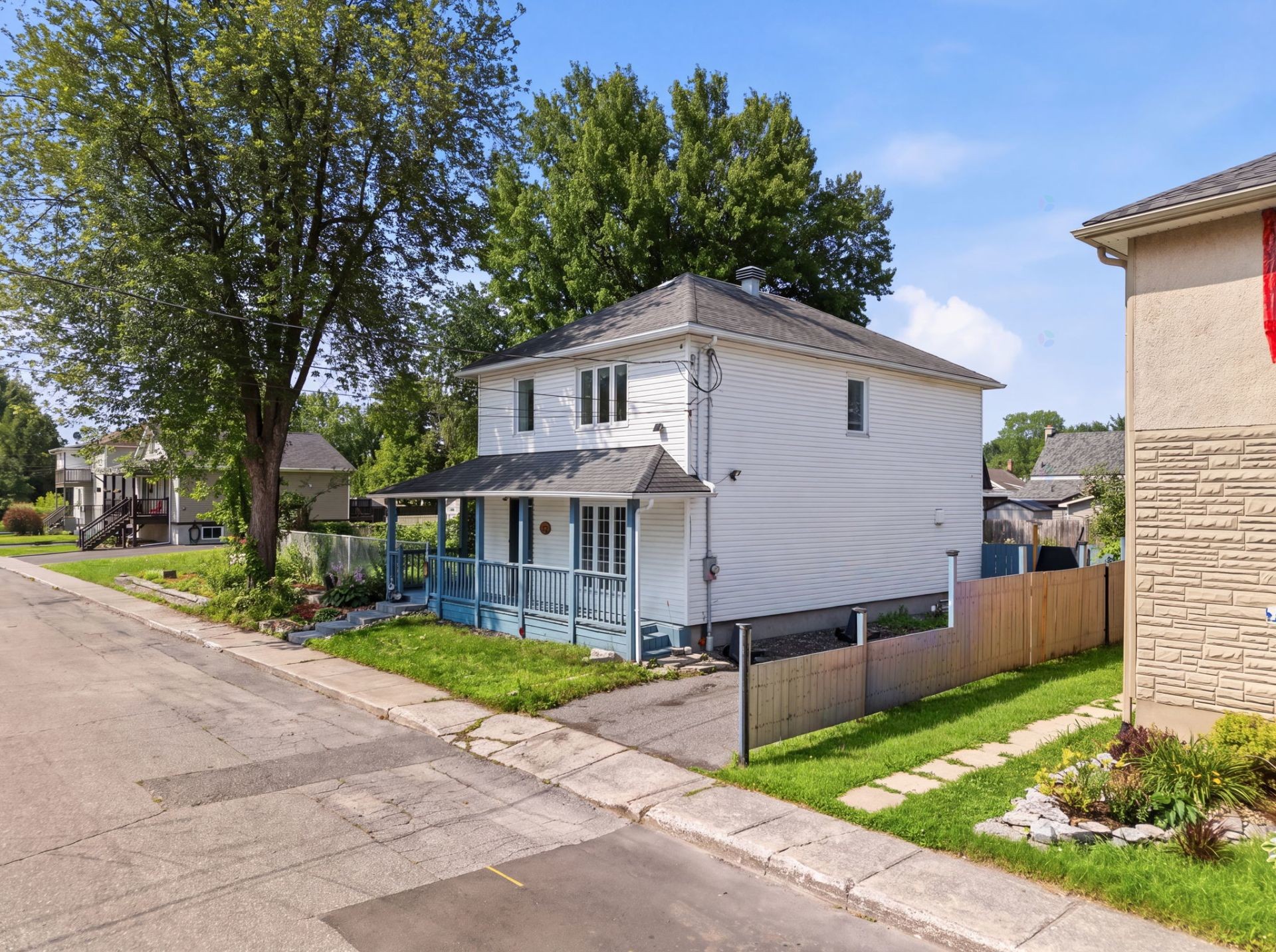 









65


Rue St-Denis

,
Gatineau (Gatineau),




QC
J8P4T8

