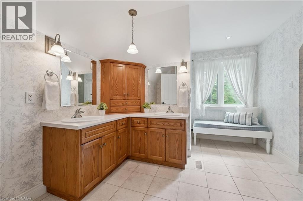 












135 HUME Road

,
Puslinch,




Ontario
N0B2J0

