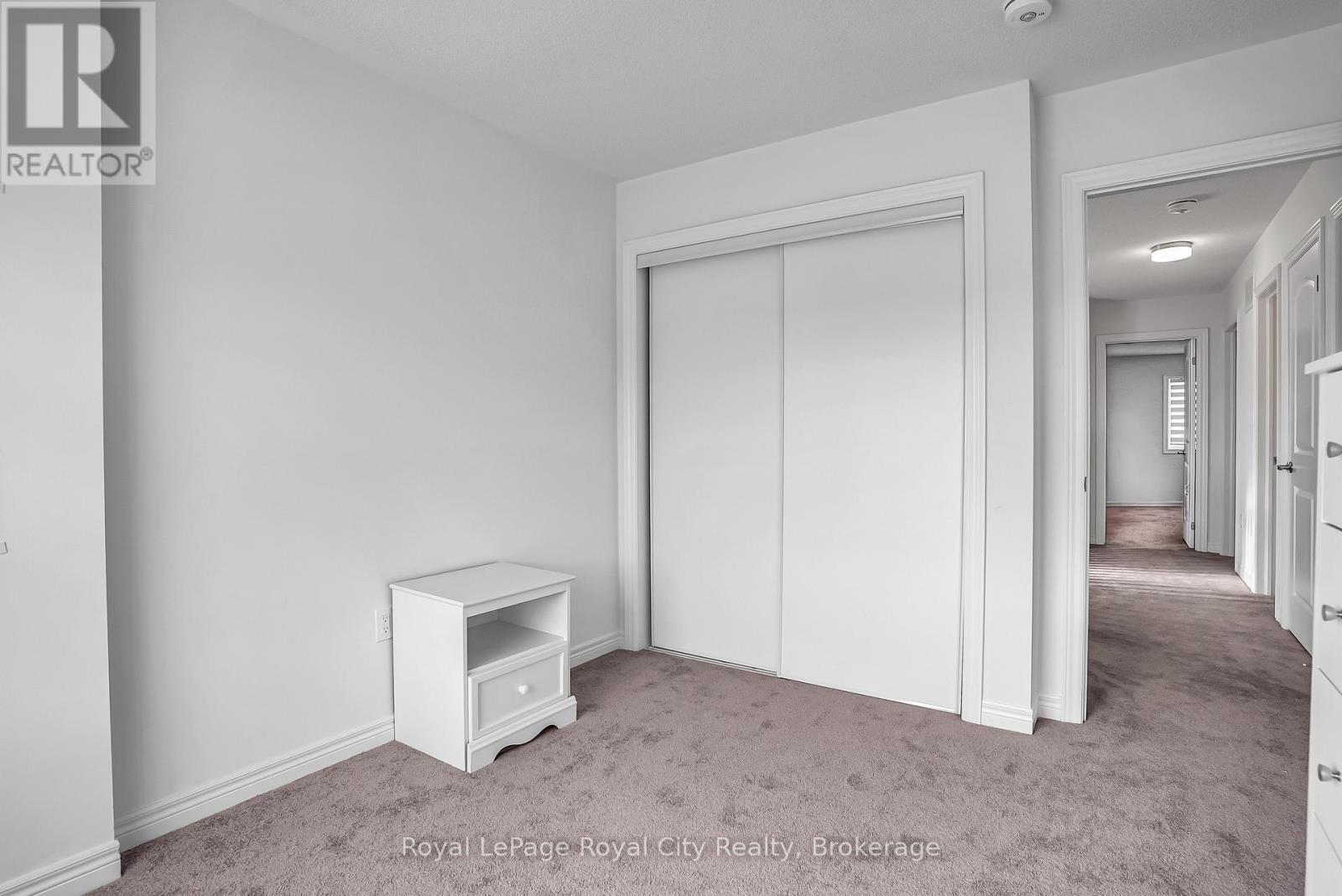 












36 PREST WAY

,
Centre Wellington (Fergus),




Ontario
N1M0K3

