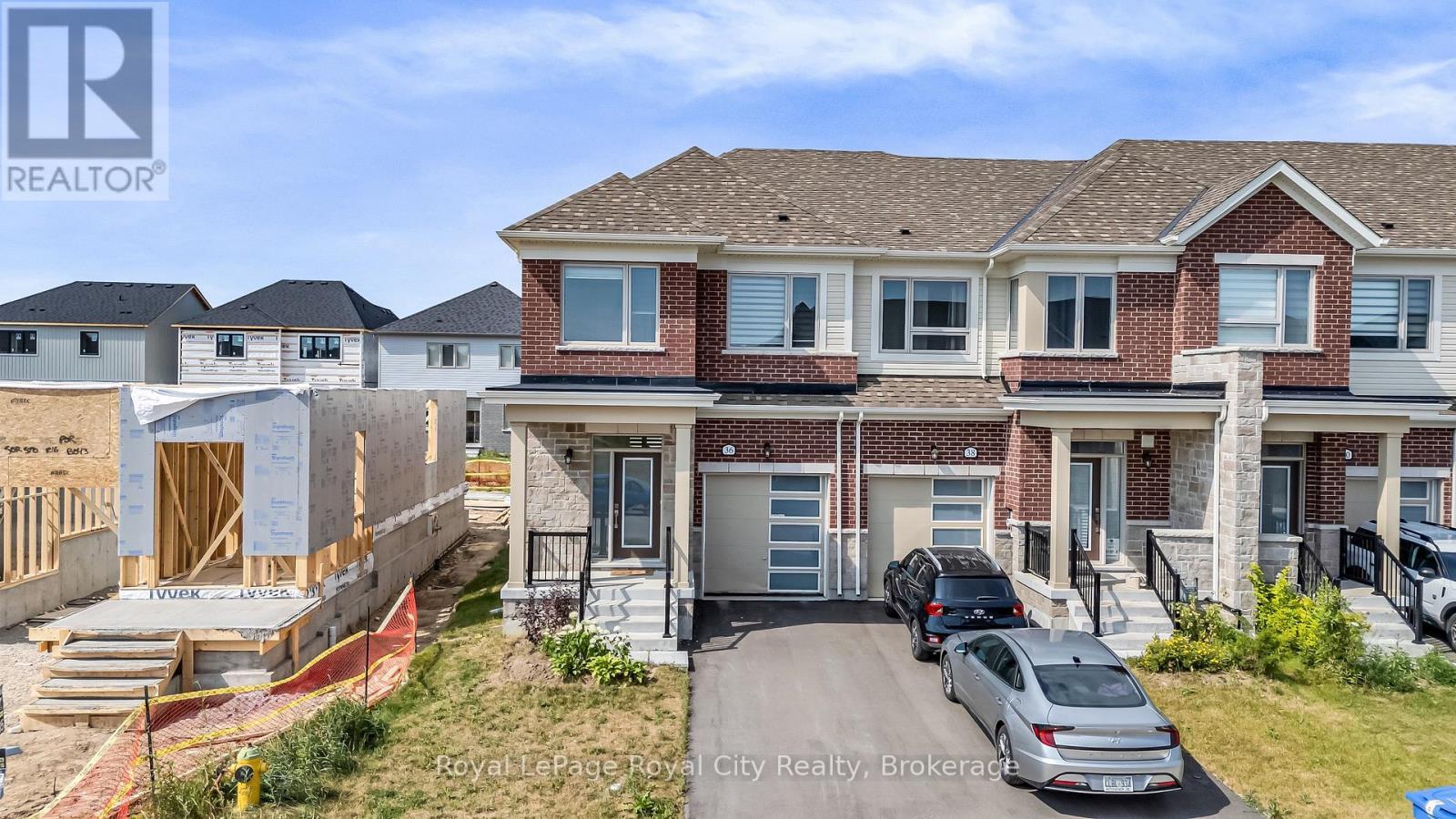 












36 PREST WAY

,
Centre Wellington (Fergus),




Ontario
N1M0K3


