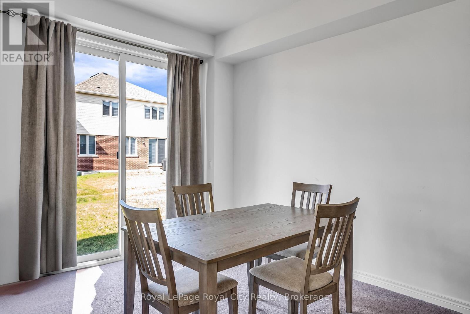 












36 PREST WAY

,
Centre Wellington (Fergus),




Ontario
N1M0K3

