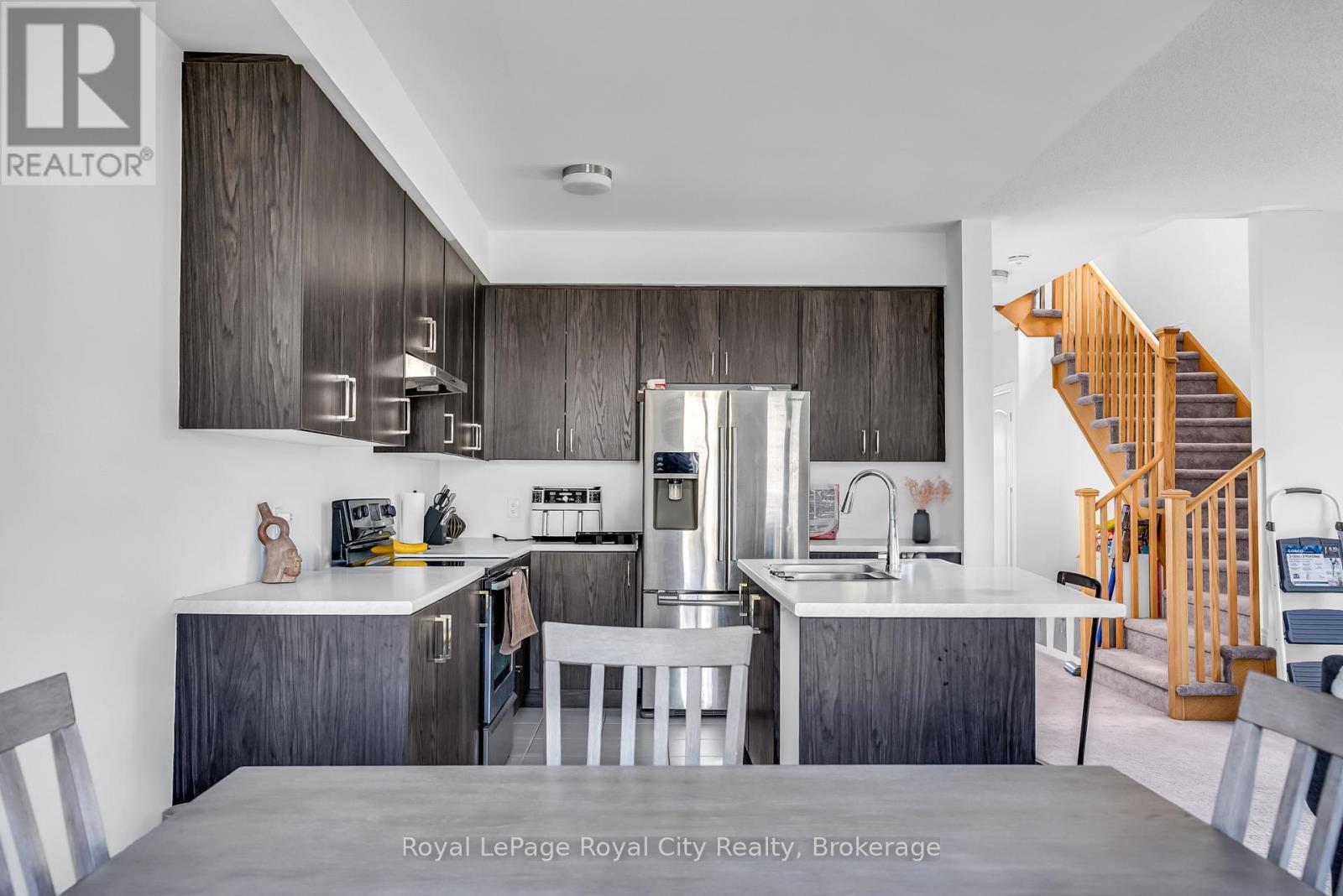 












36 PREST WAY

,
Centre Wellington (Fergus),




Ontario
N1M0K3

