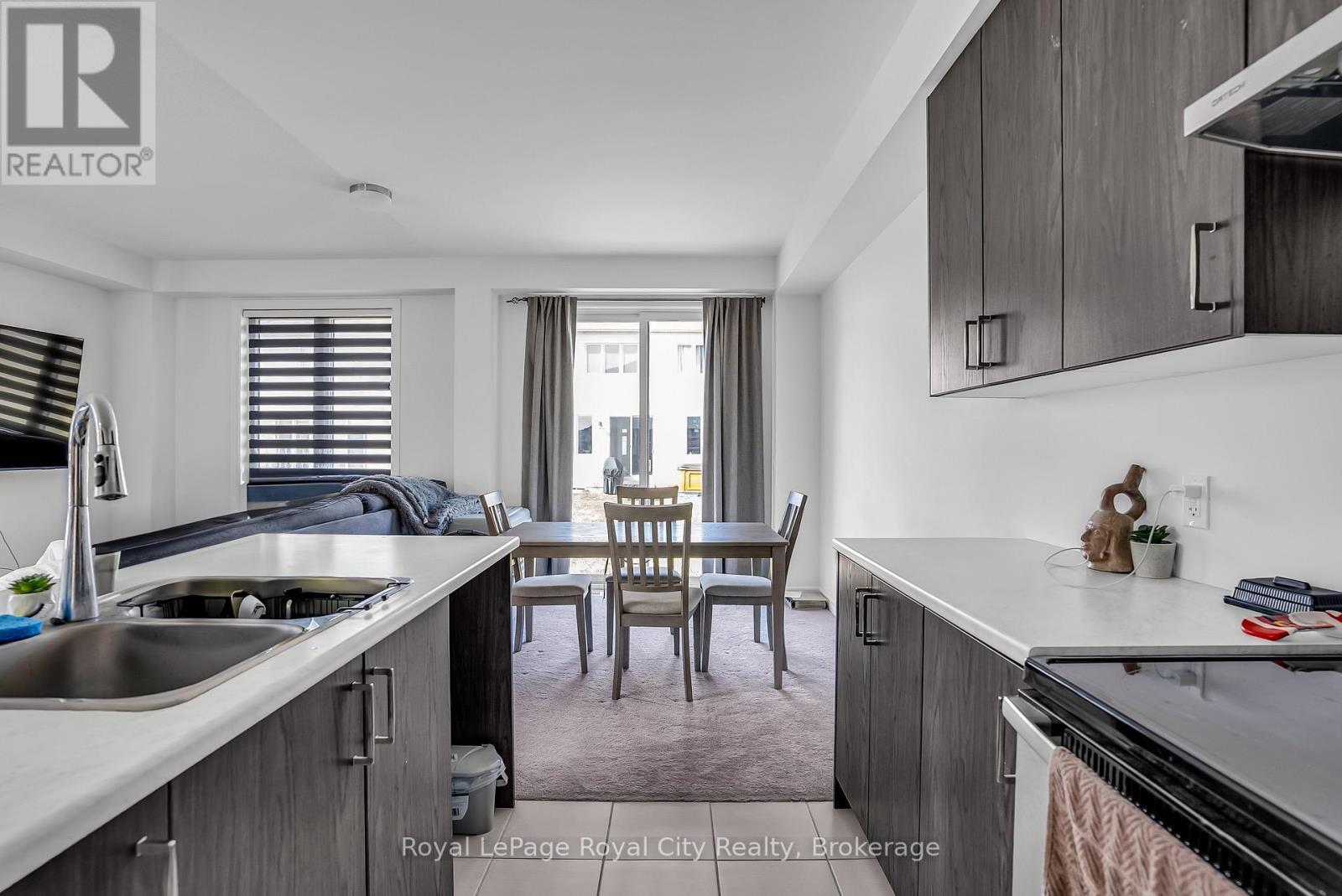 












36 PREST WAY

,
Centre Wellington (Fergus),




Ontario
N1M0K3

