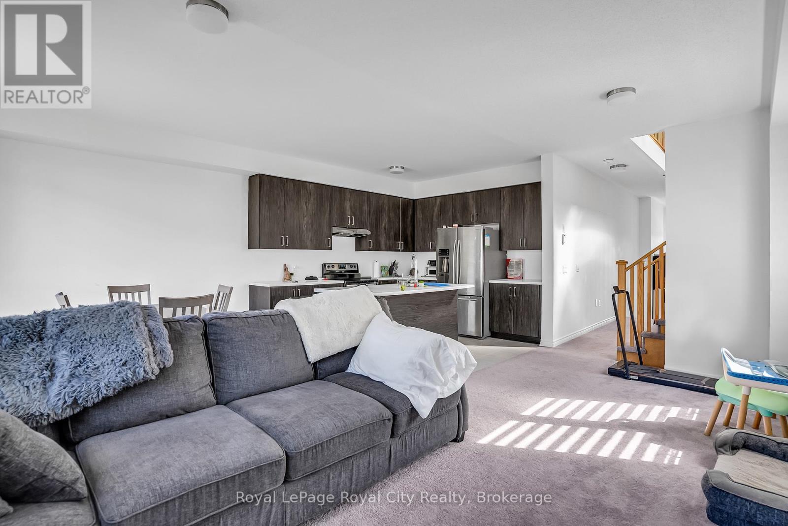 












36 PREST WAY

,
Centre Wellington (Fergus),




Ontario
N1M0K3

