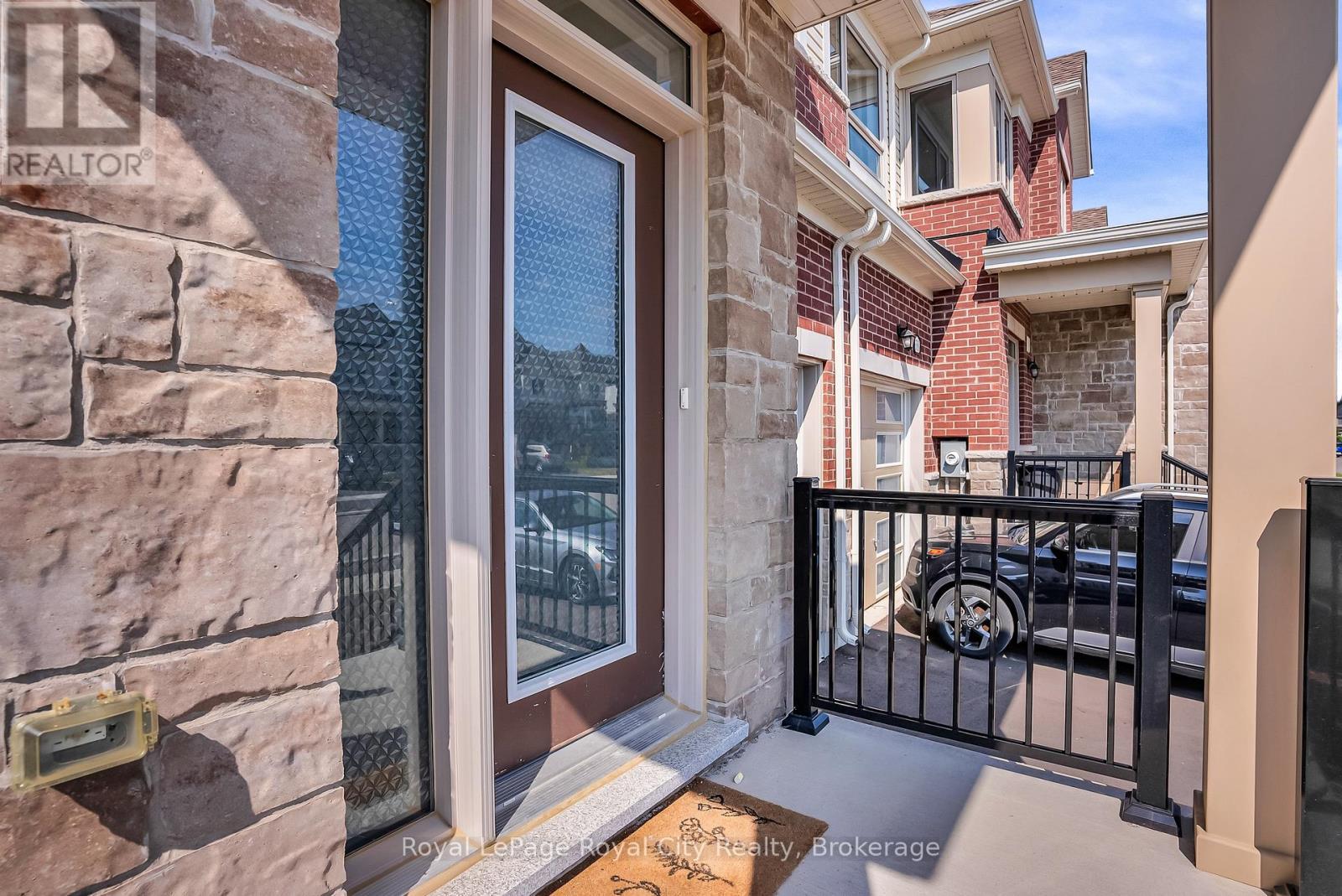 












36 PREST WAY

,
Centre Wellington (Fergus),




Ontario
N1M0K3


