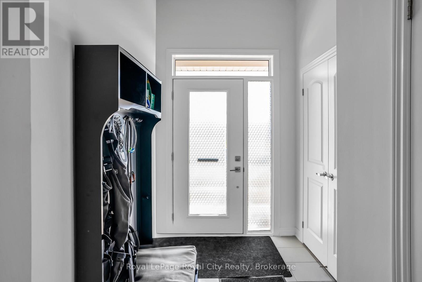 












36 PREST WAY

,
Centre Wellington (Fergus),




Ontario
N1M0K3

