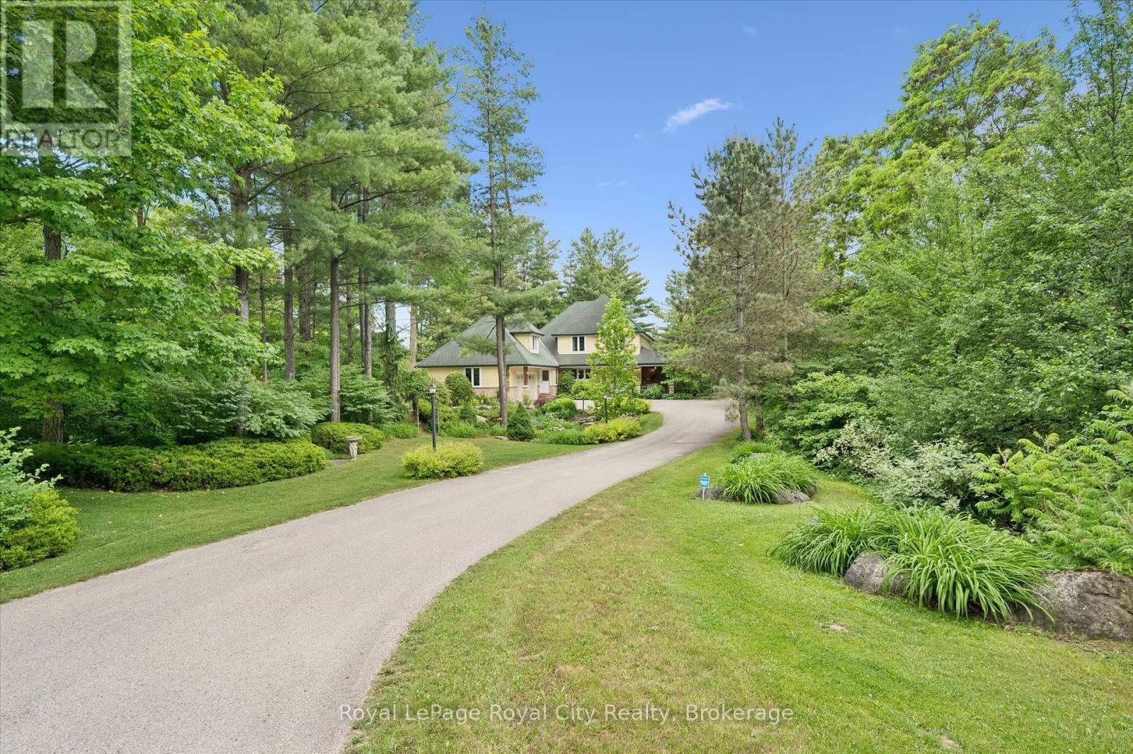 












135 HUME ROAD

,
Puslinch,




Ontario
N0B2J0

