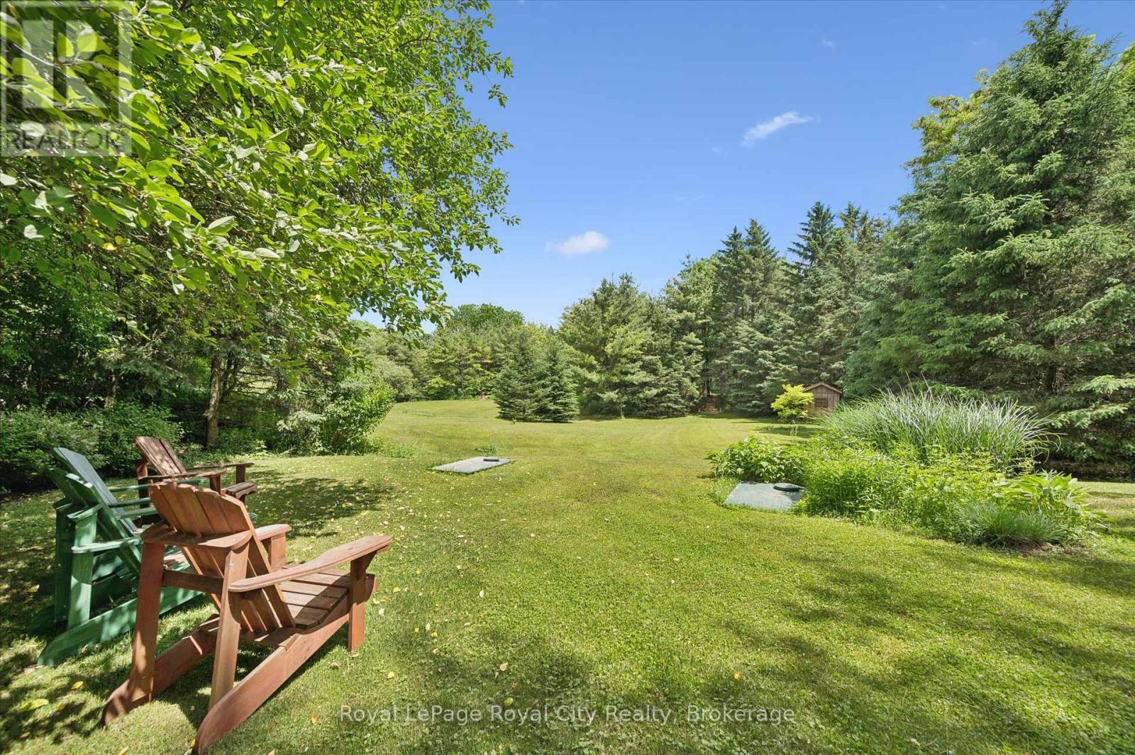 












135 HUME ROAD

,
Puslinch,




Ontario
N0B2J0


