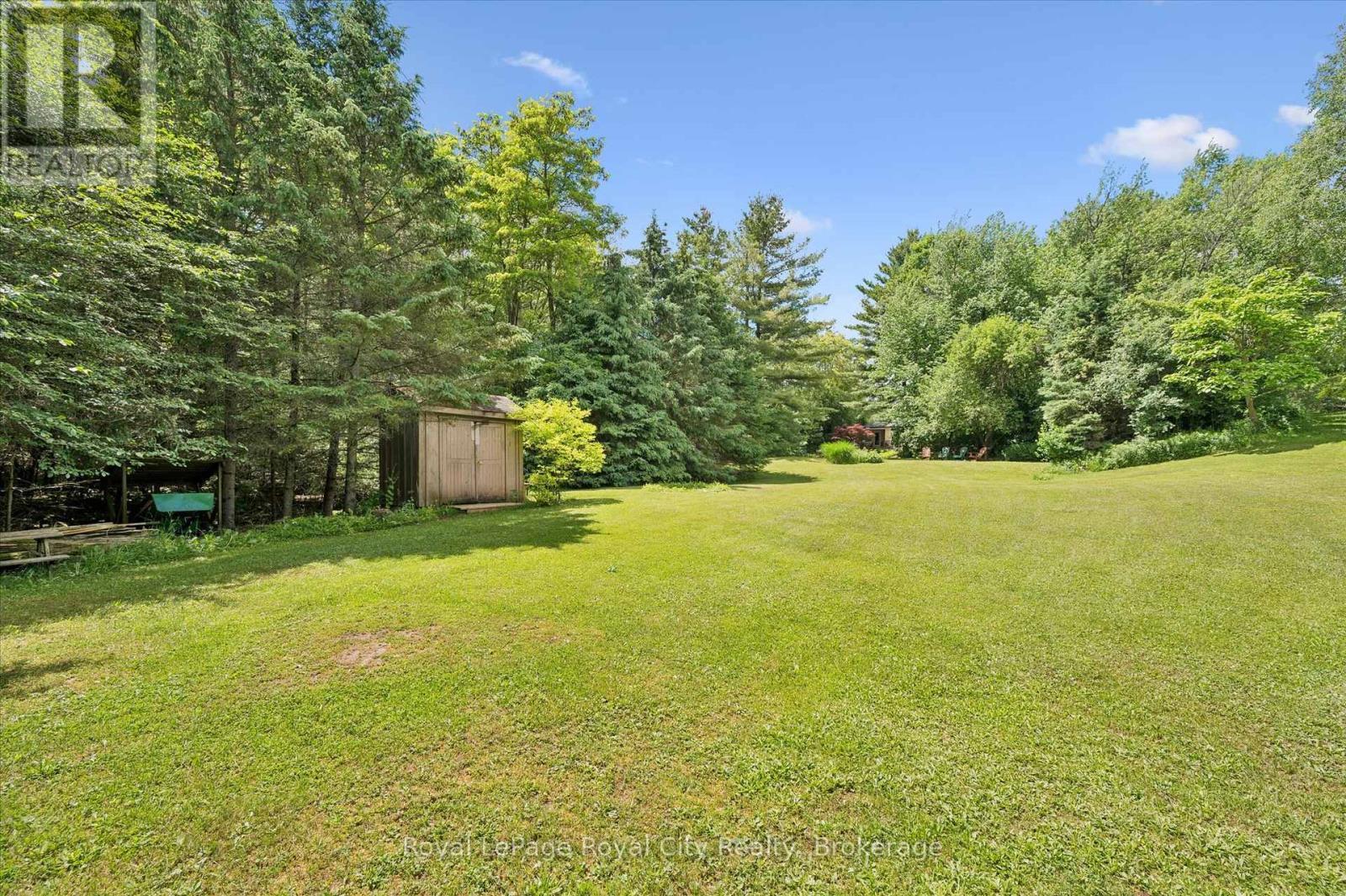 












135 HUME ROAD

,
Puslinch,




Ontario
N0B2J0

