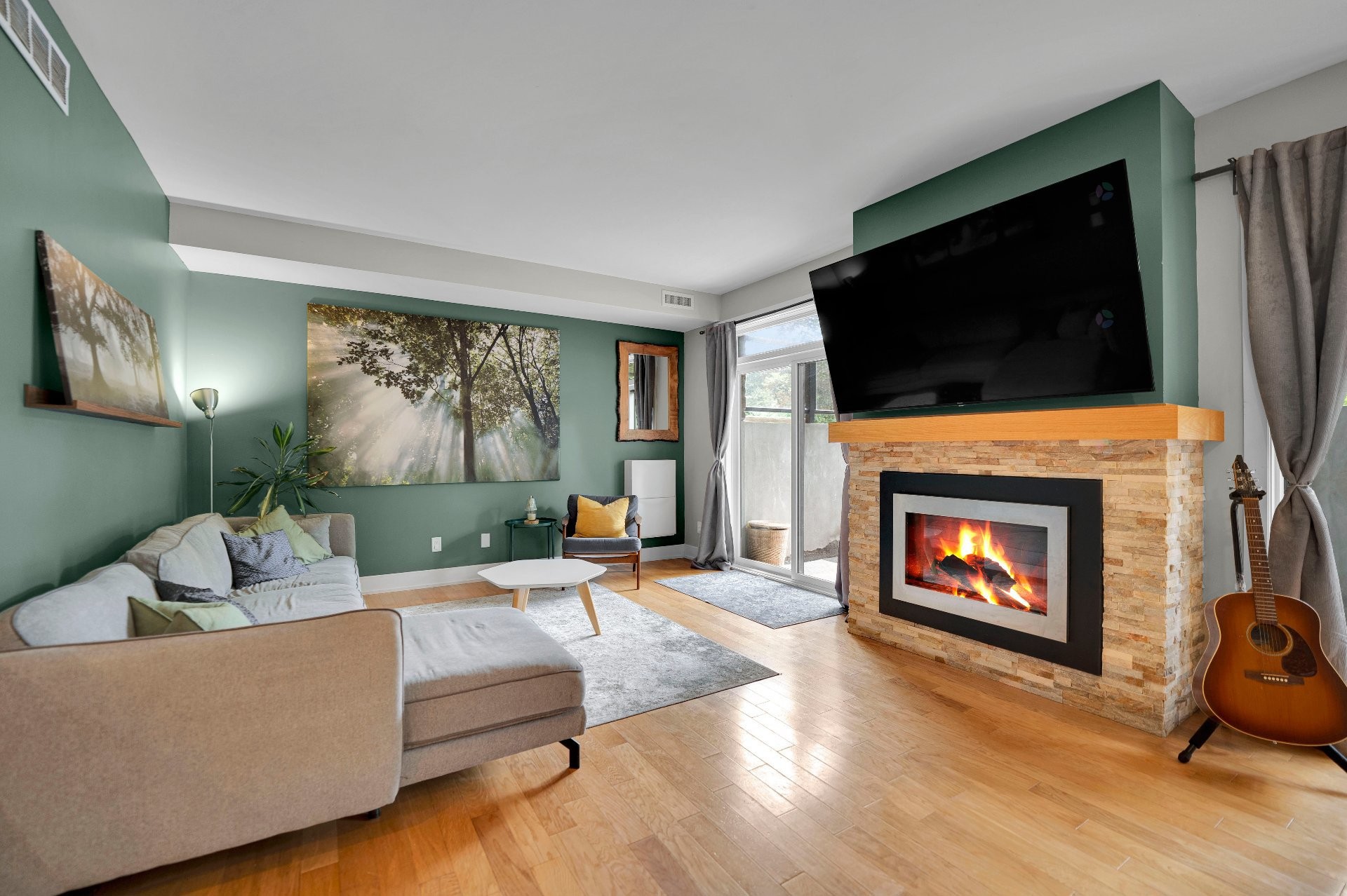 









1220


Ch. d'Aylmer

, 1,
Gatineau (Aylmer),




QC
J9H7L2

