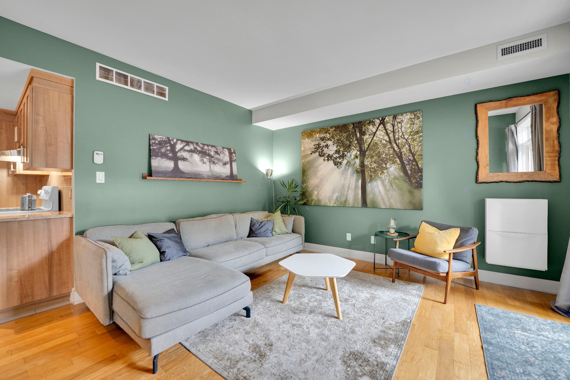 









1220


Ch. d'Aylmer

, 1,
Gatineau (Aylmer),




QC
J9H7L2


