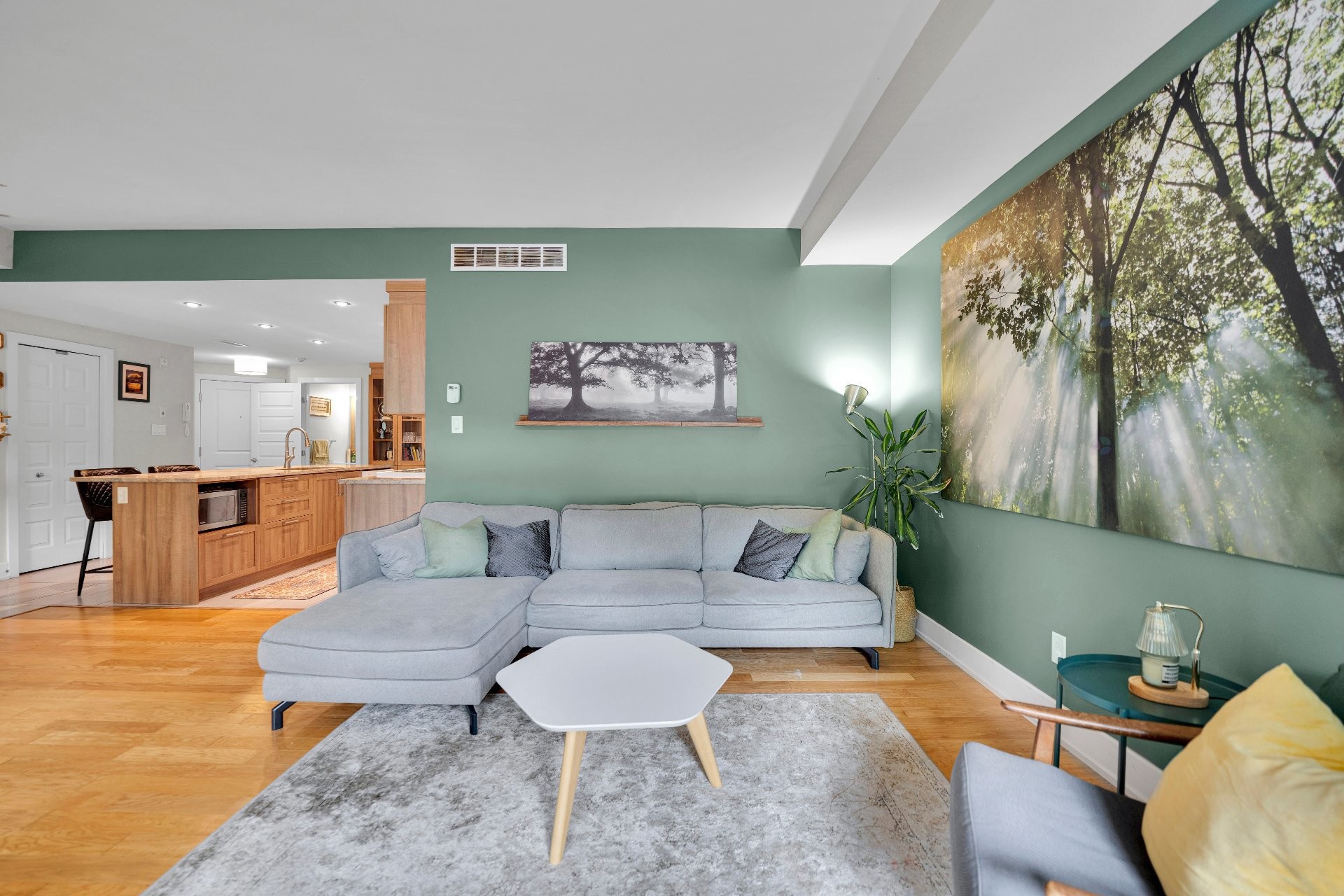 









1220


Ch. d'Aylmer

, 1,
Gatineau (Aylmer),




QC
J9H7L2

