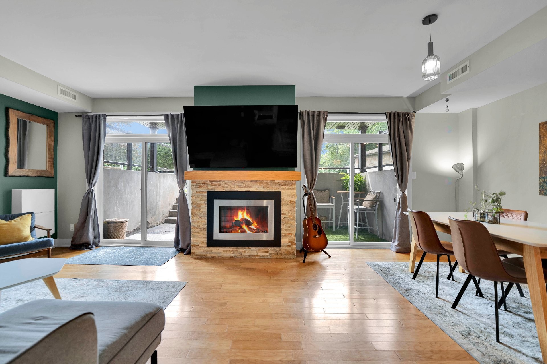 









1220


Ch. d'Aylmer

, 1,
Gatineau (Aylmer),




QC
J9H7L2

