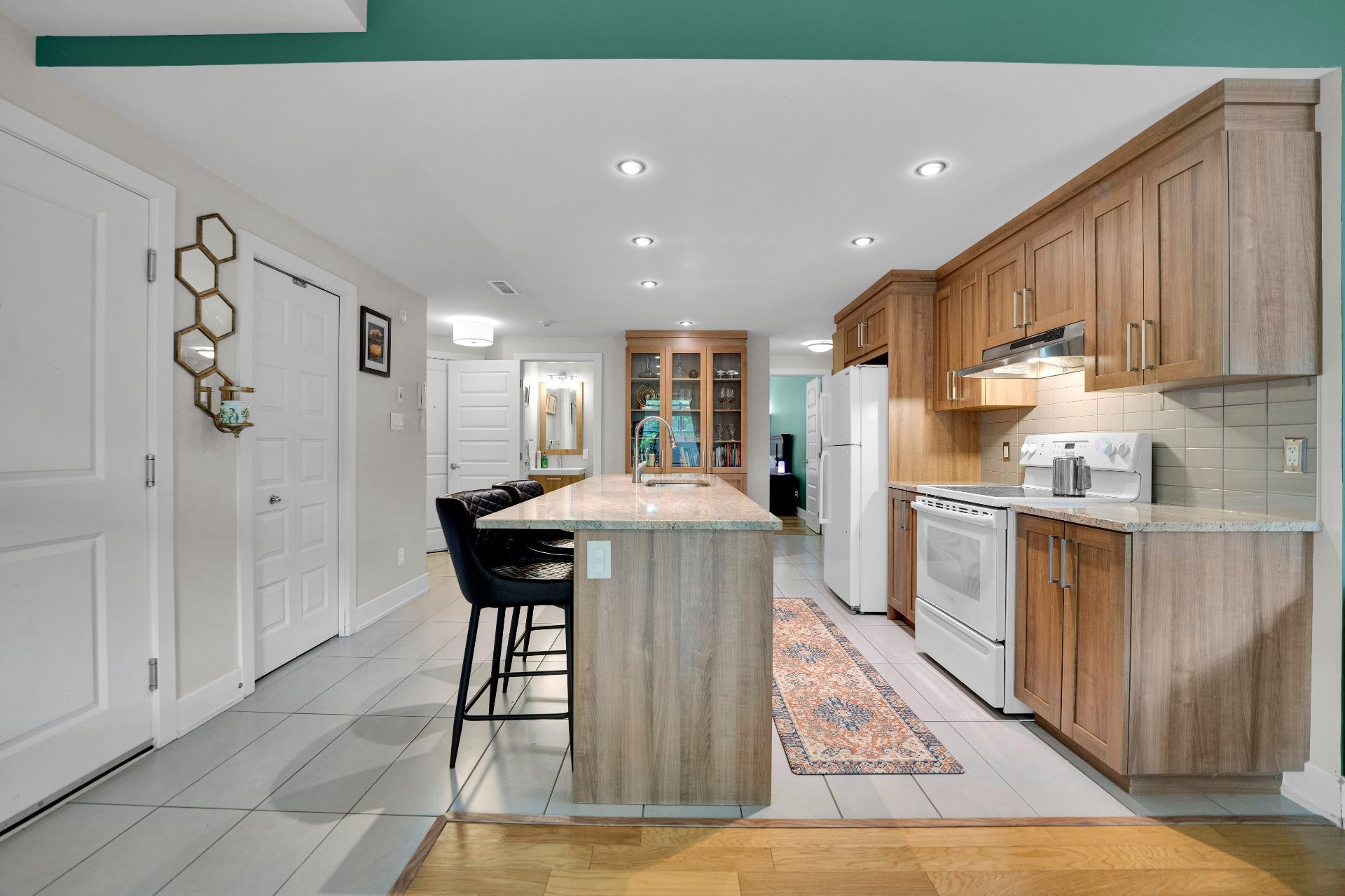 









1220


Ch. d'Aylmer

, 1,
Gatineau (Aylmer),




QC
J9H7L2

