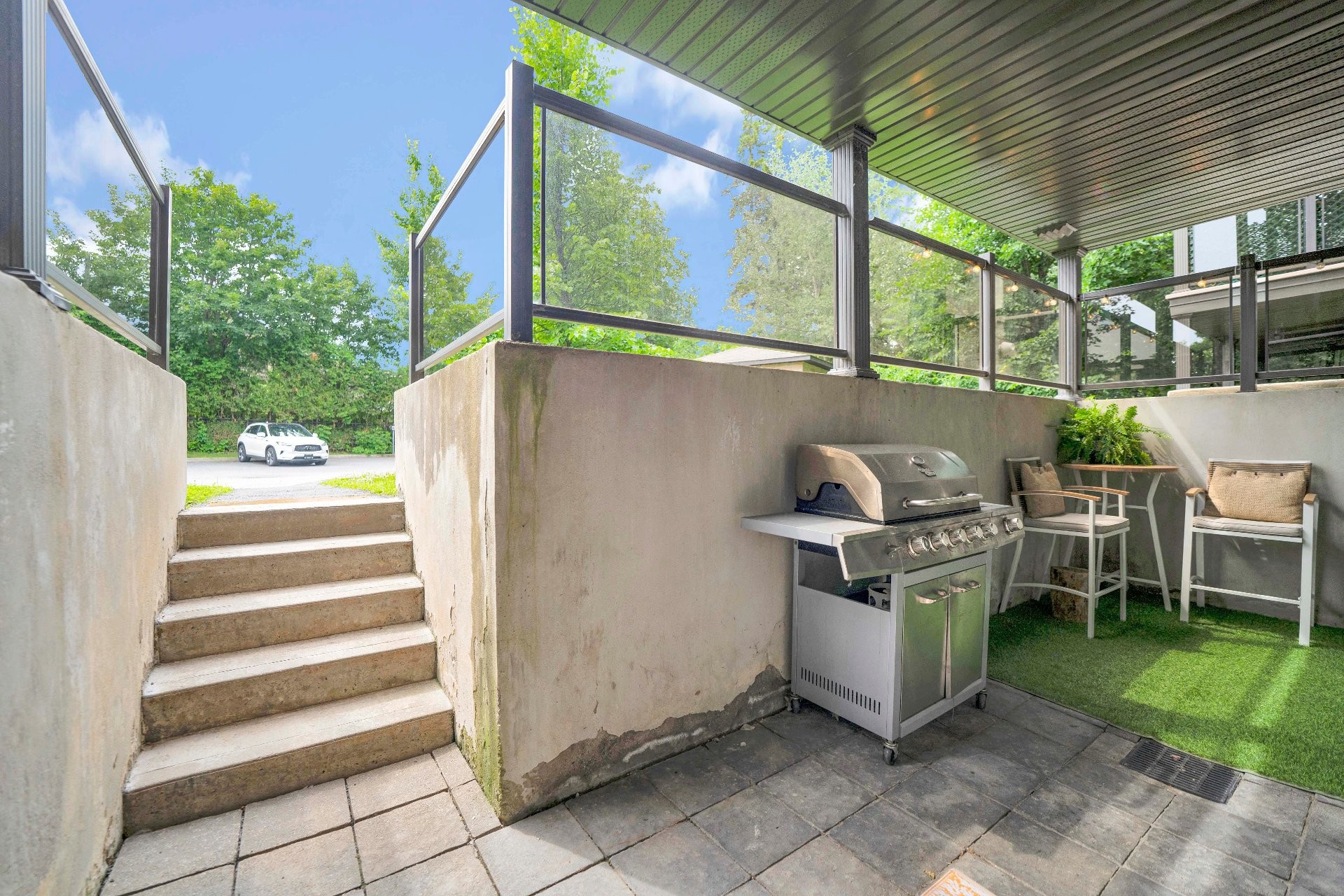 









1220


Ch. d'Aylmer

, 1,
Gatineau (Aylmer),




QC
J9H7L2

