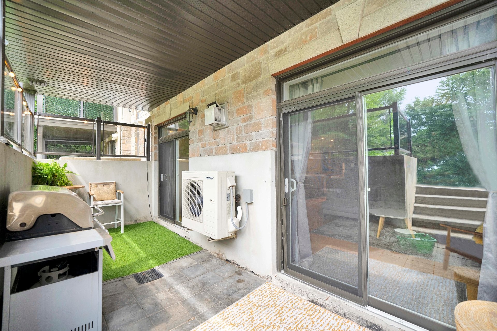 









1220


Ch. d'Aylmer

, 1,
Gatineau (Aylmer),




QC
J9H7L2

