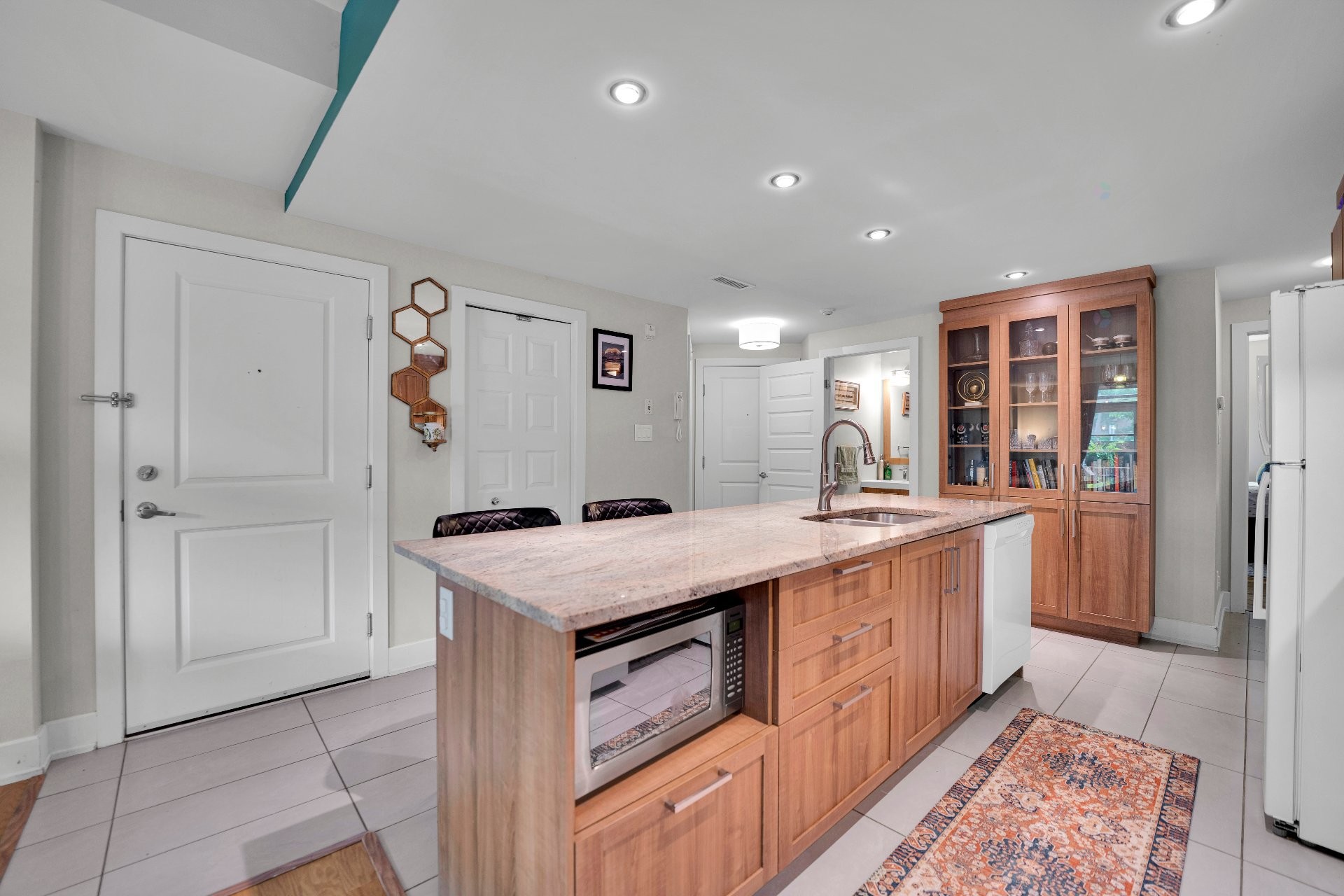 









1220


Ch. d'Aylmer

, 1,
Gatineau (Aylmer),




QC
J9H7L2


