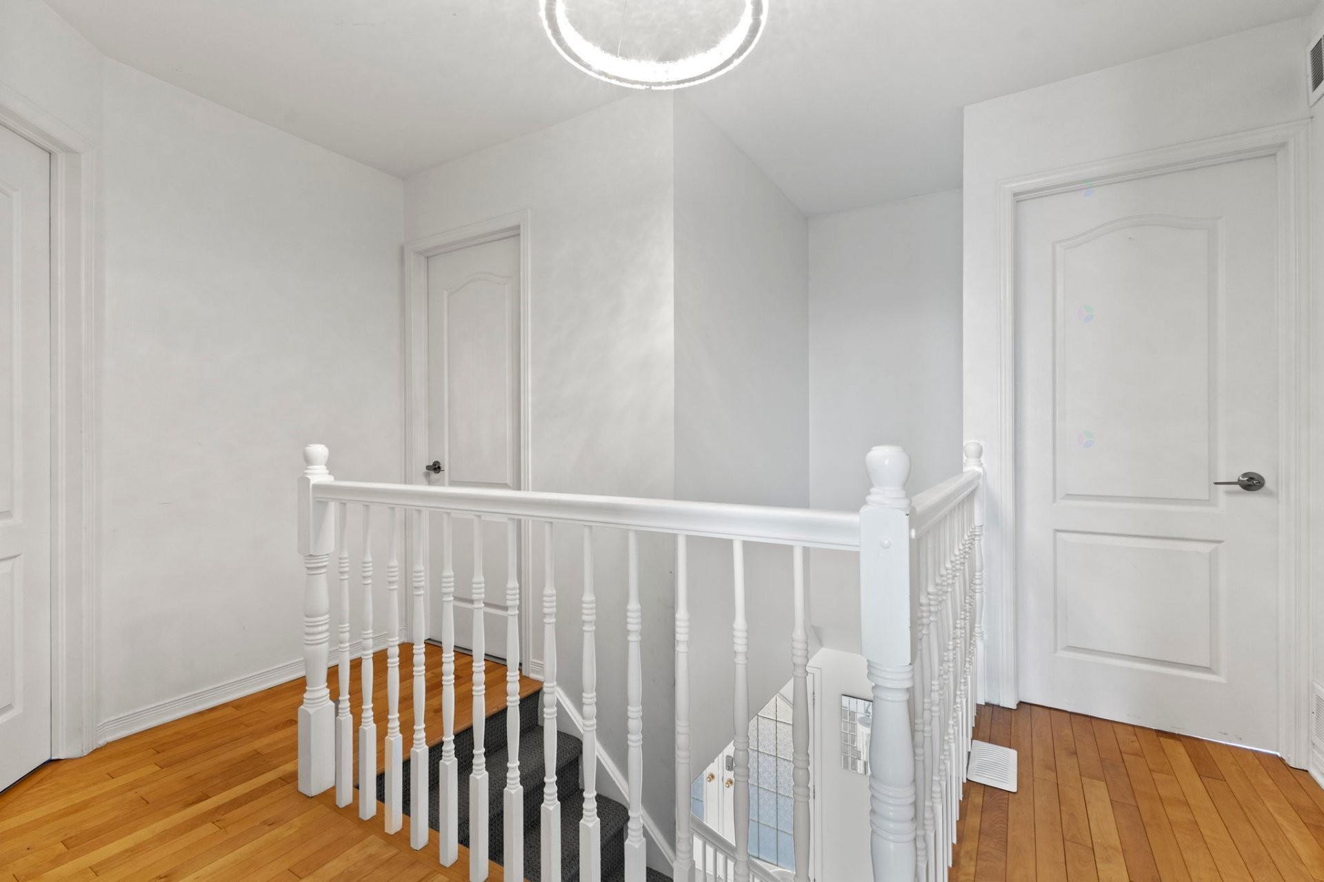 









24


Rue de la Châtelaine

,
Gatineau (Gatineau),




QC
J8V2N2

