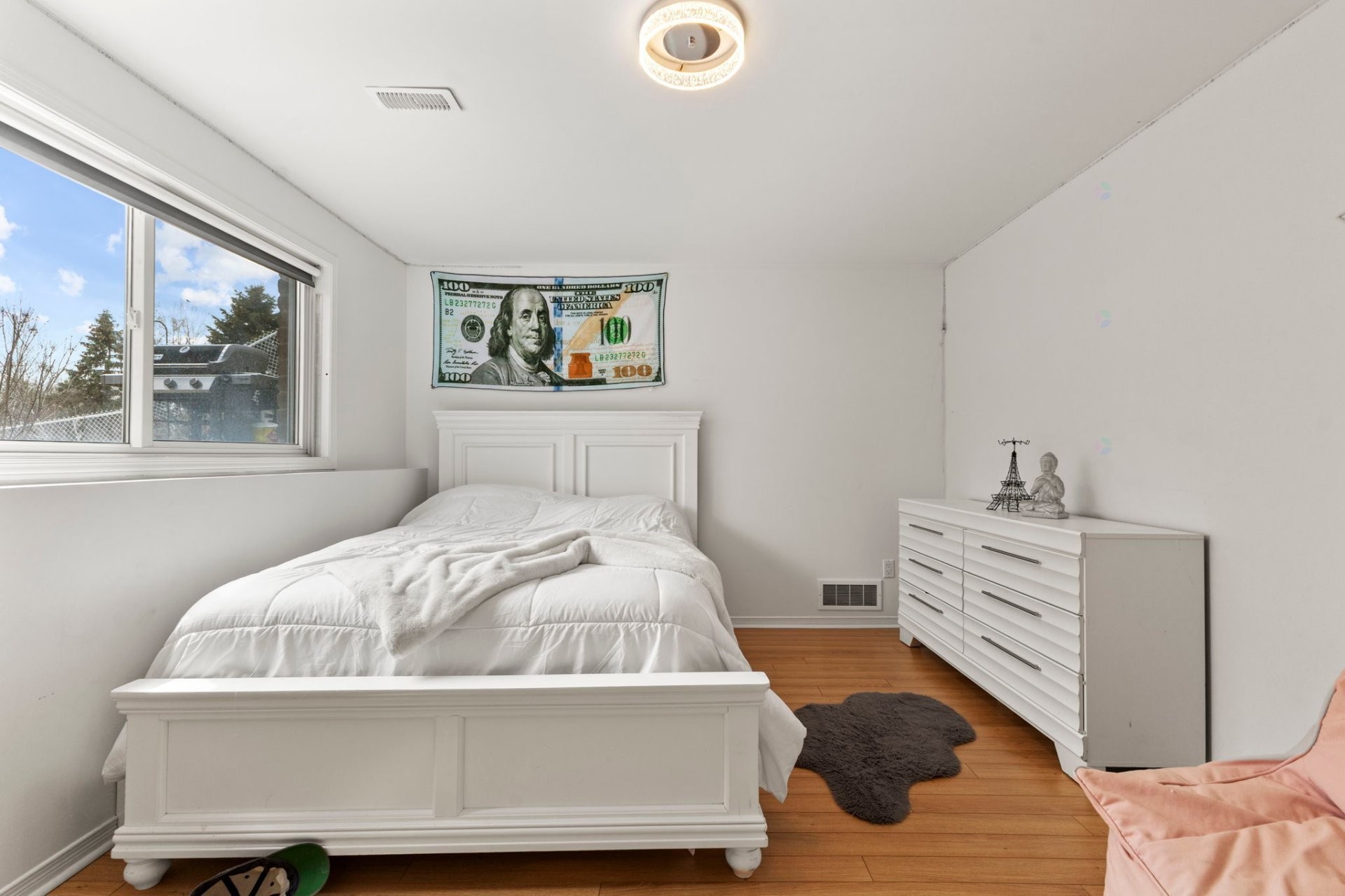 









24


Rue de la Châtelaine

,
Gatineau (Gatineau),




QC
J8V2N2

