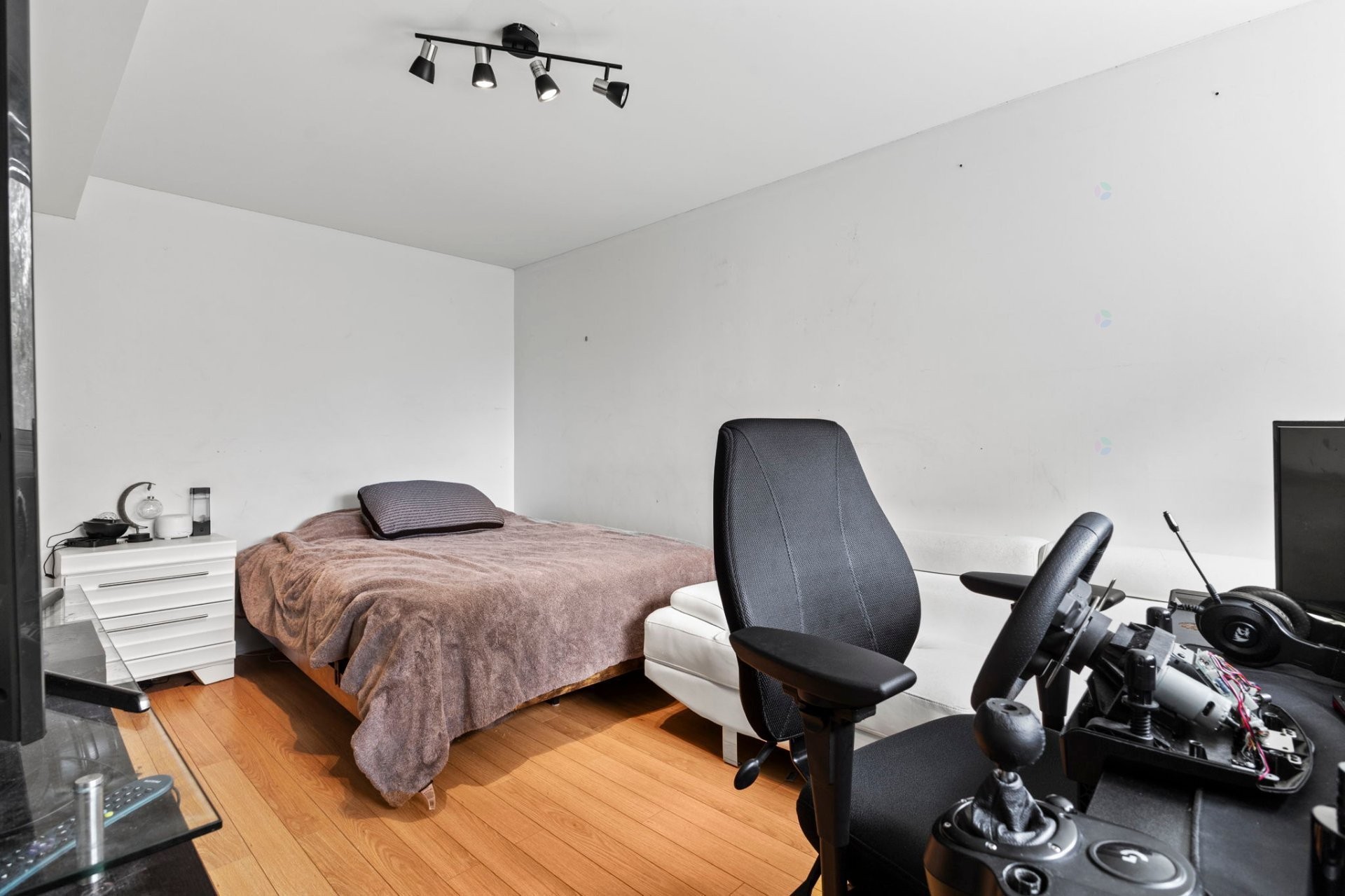 









24


Rue de la Châtelaine

,
Gatineau (Gatineau),




QC
J8V2N2

