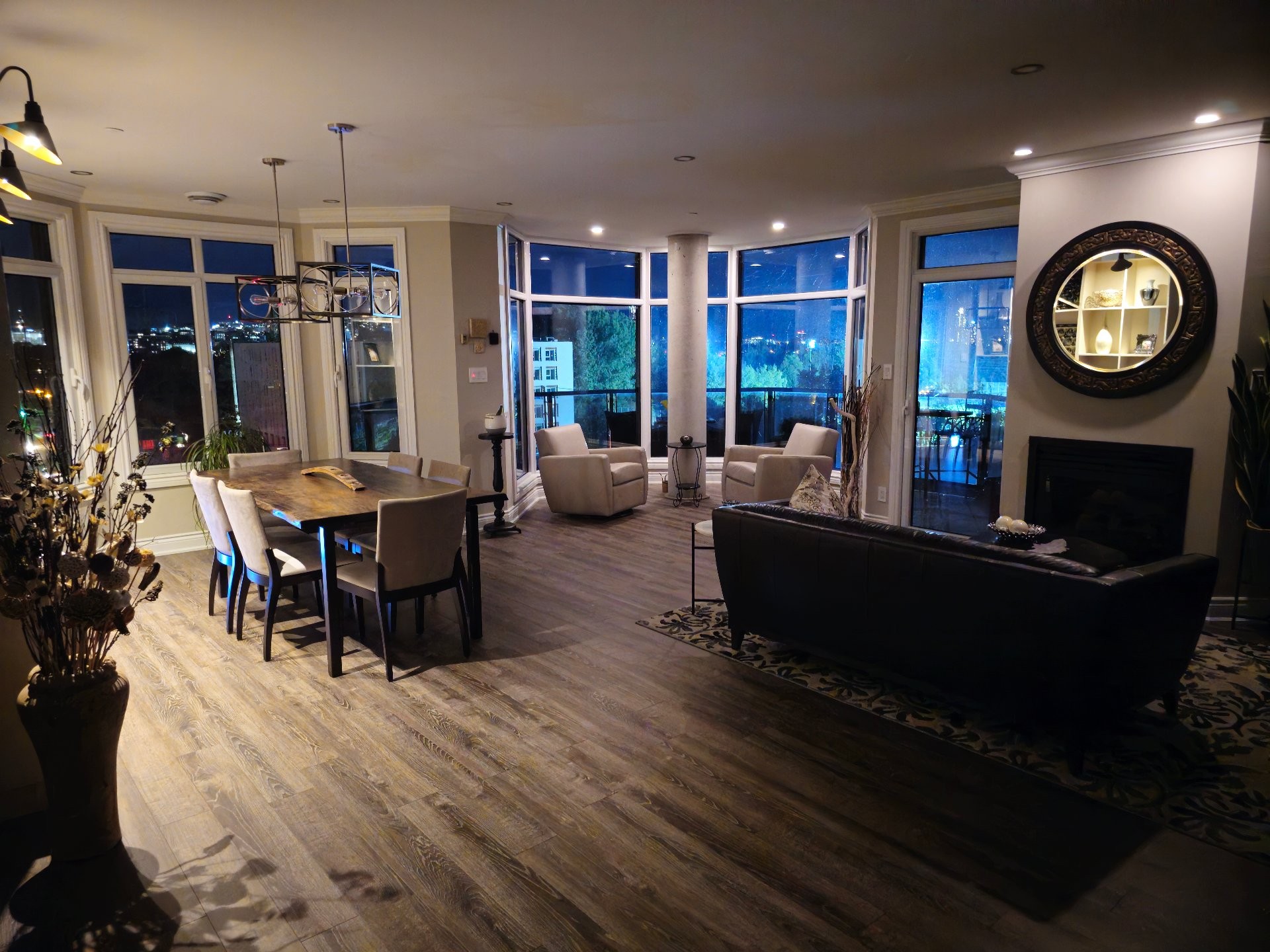 









224


Boul. Alexandre-Taché

, 501,
Gatineau (Hull),




QC
J9A0B8

