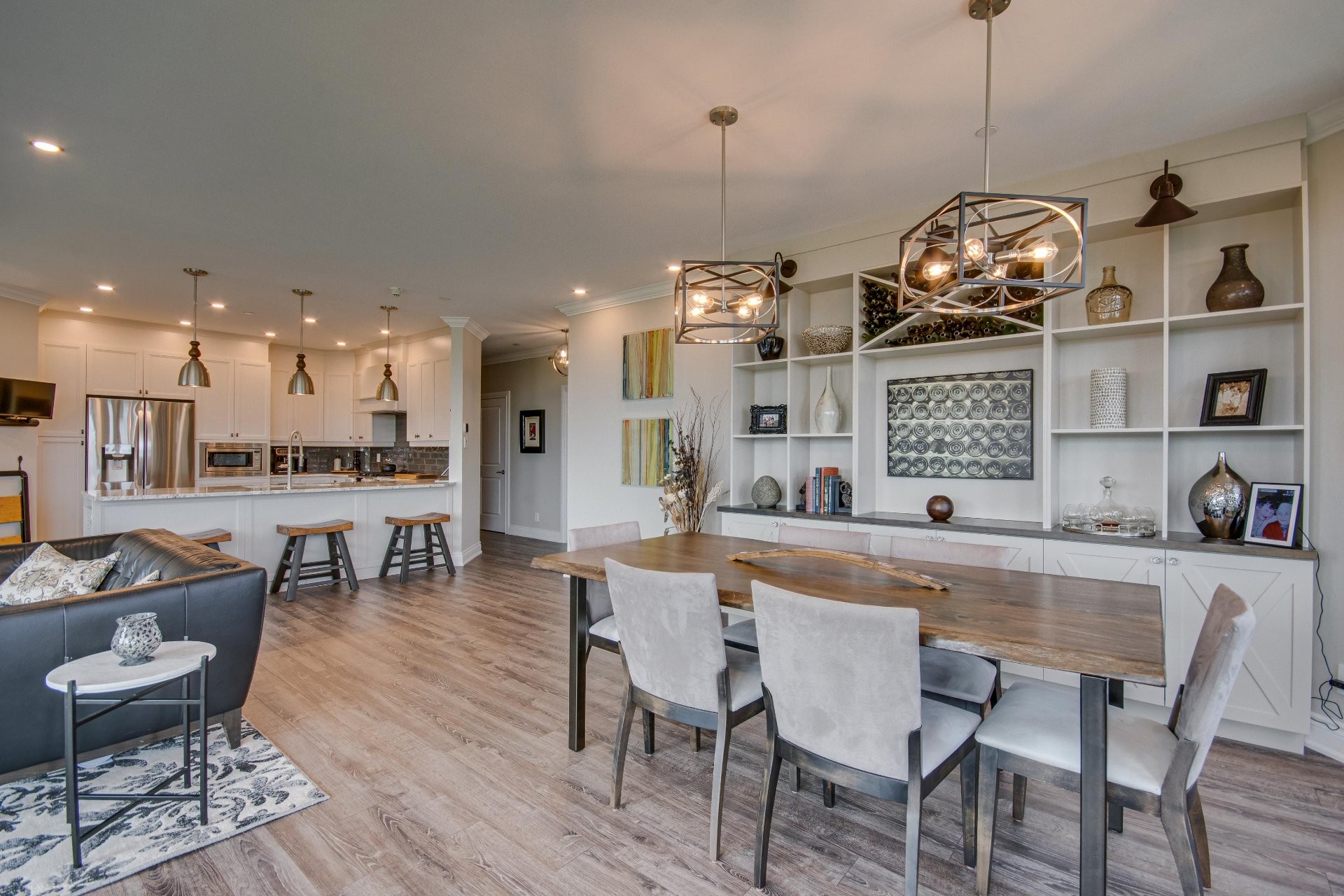 









224


Boul. Alexandre-Taché

, 501,
Gatineau (Hull),




QC
J9A0B8

