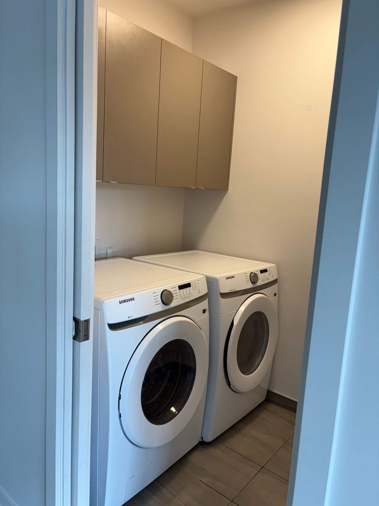 









906


Rue Notre-Dame

, 202,
Repentigny (Repentigny),




QC
J5Y1C7

