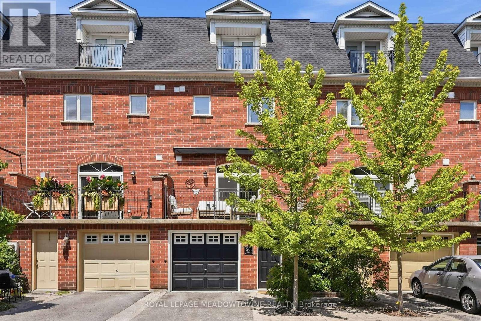 












5C JAMES STREET

,
Halton Hills,




Ontario
L7G2H2

