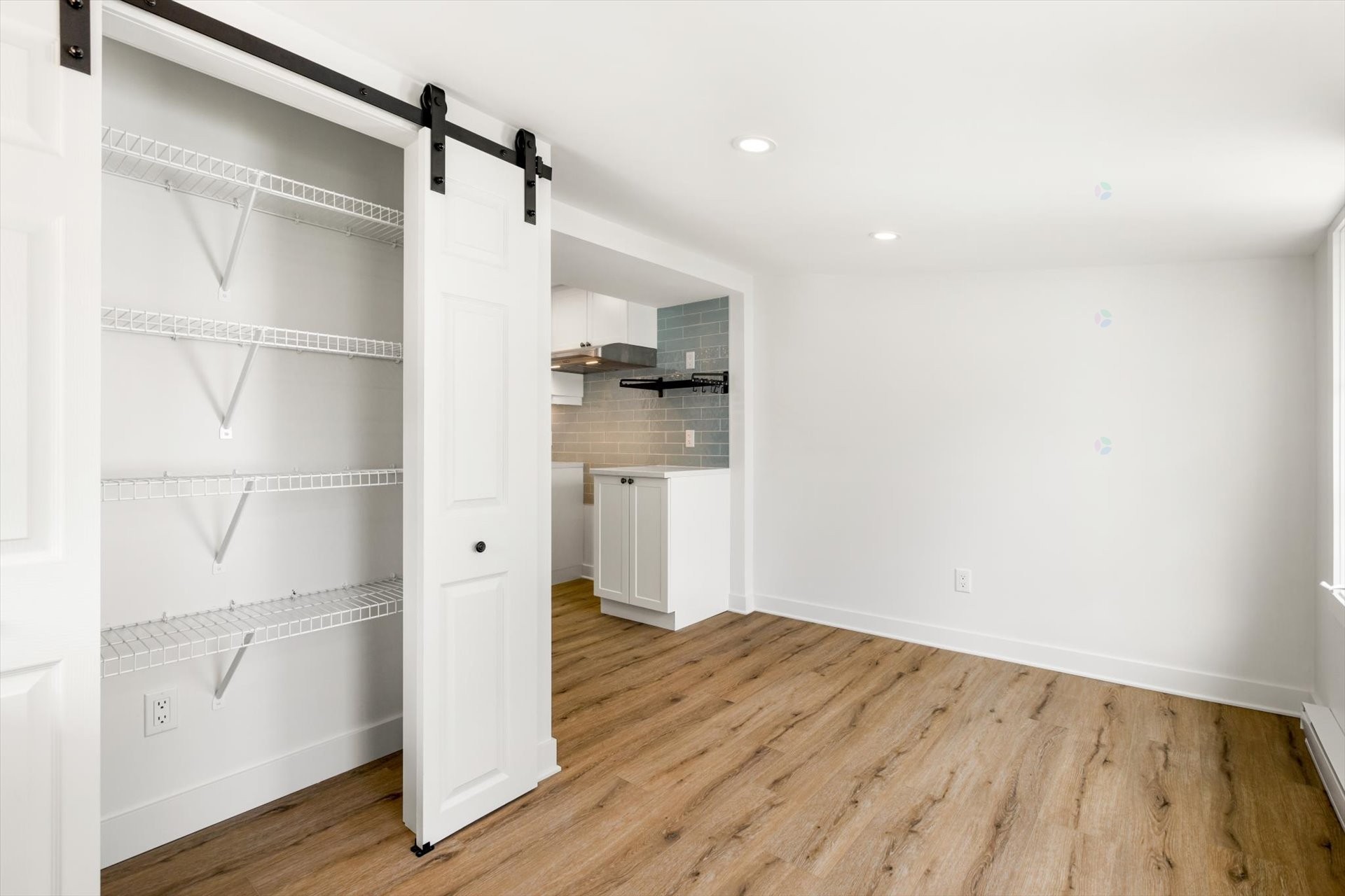 









346


Av. Ste-Dorothée

,
Louiseville,




QC
J5V1R1

