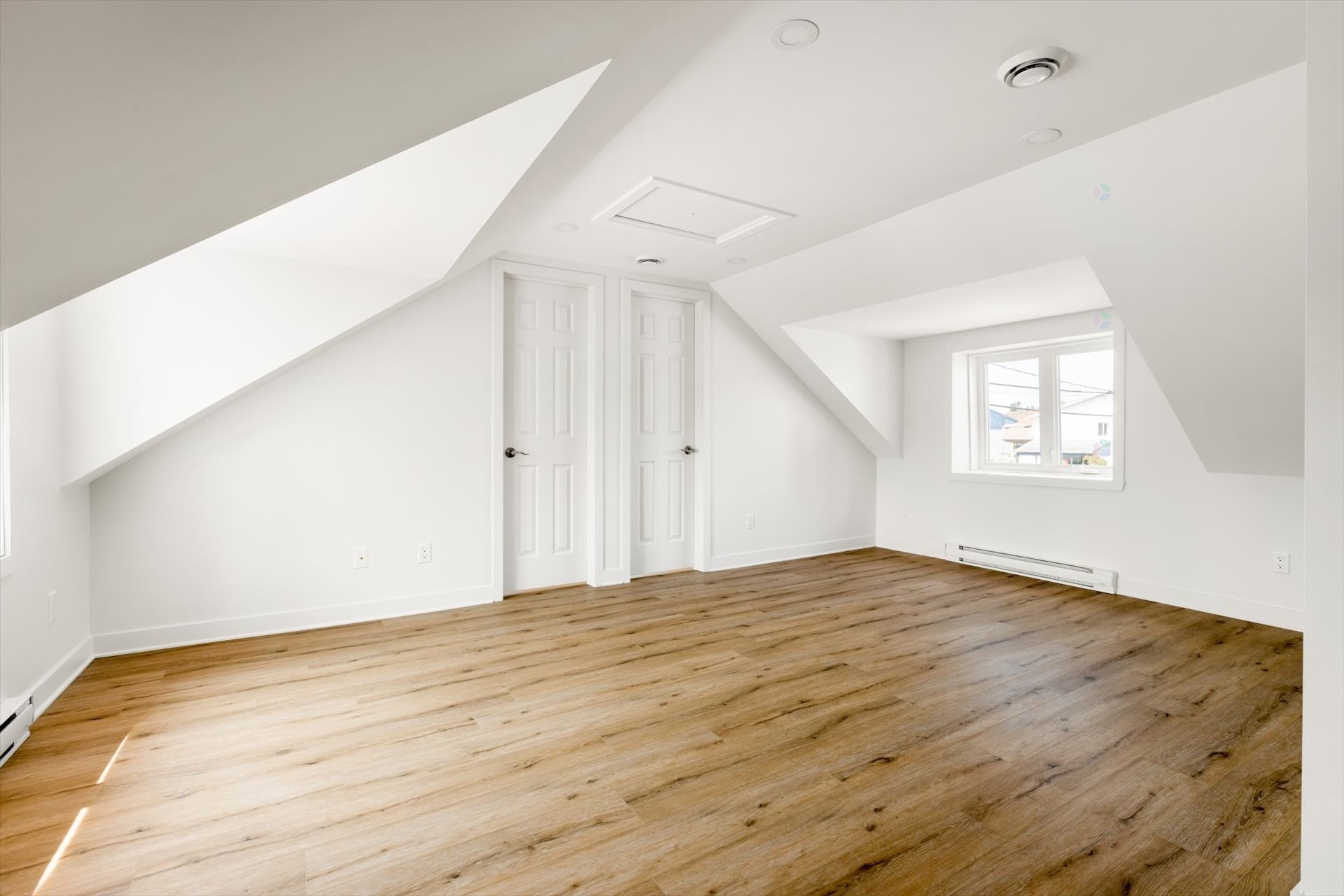 









346


Av. Ste-Dorothée

,
Louiseville,




QC
J5V1R1

