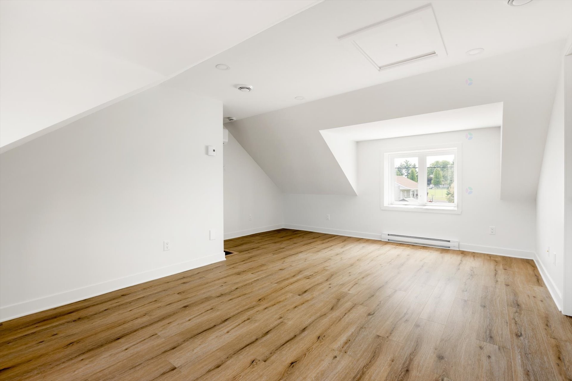 









346


Av. Ste-Dorothée

,
Louiseville,




QC
J5V1R1

