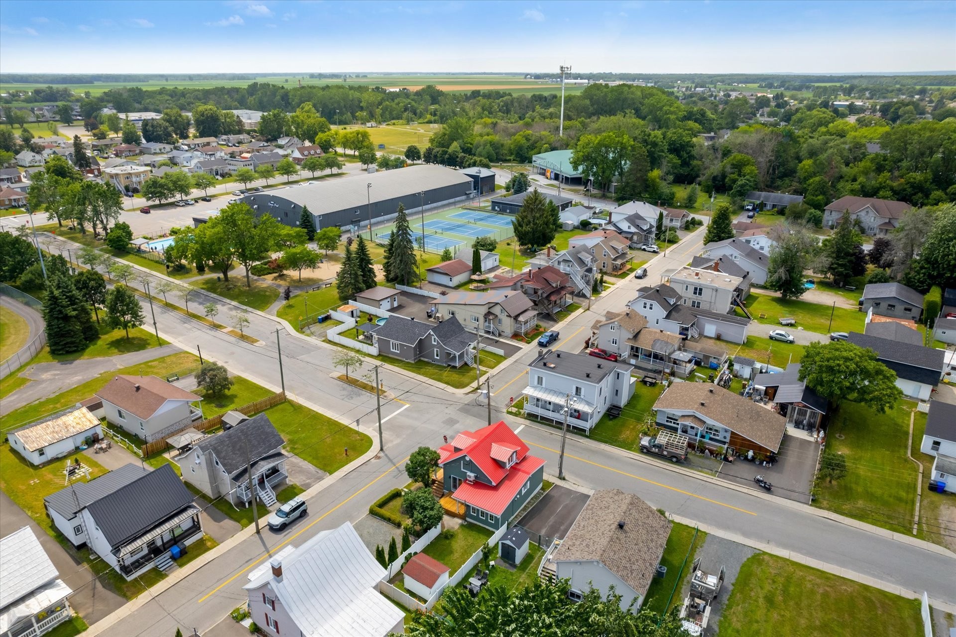 









346


Av. Ste-Dorothée

,
Louiseville,




QC
J5V1R1

