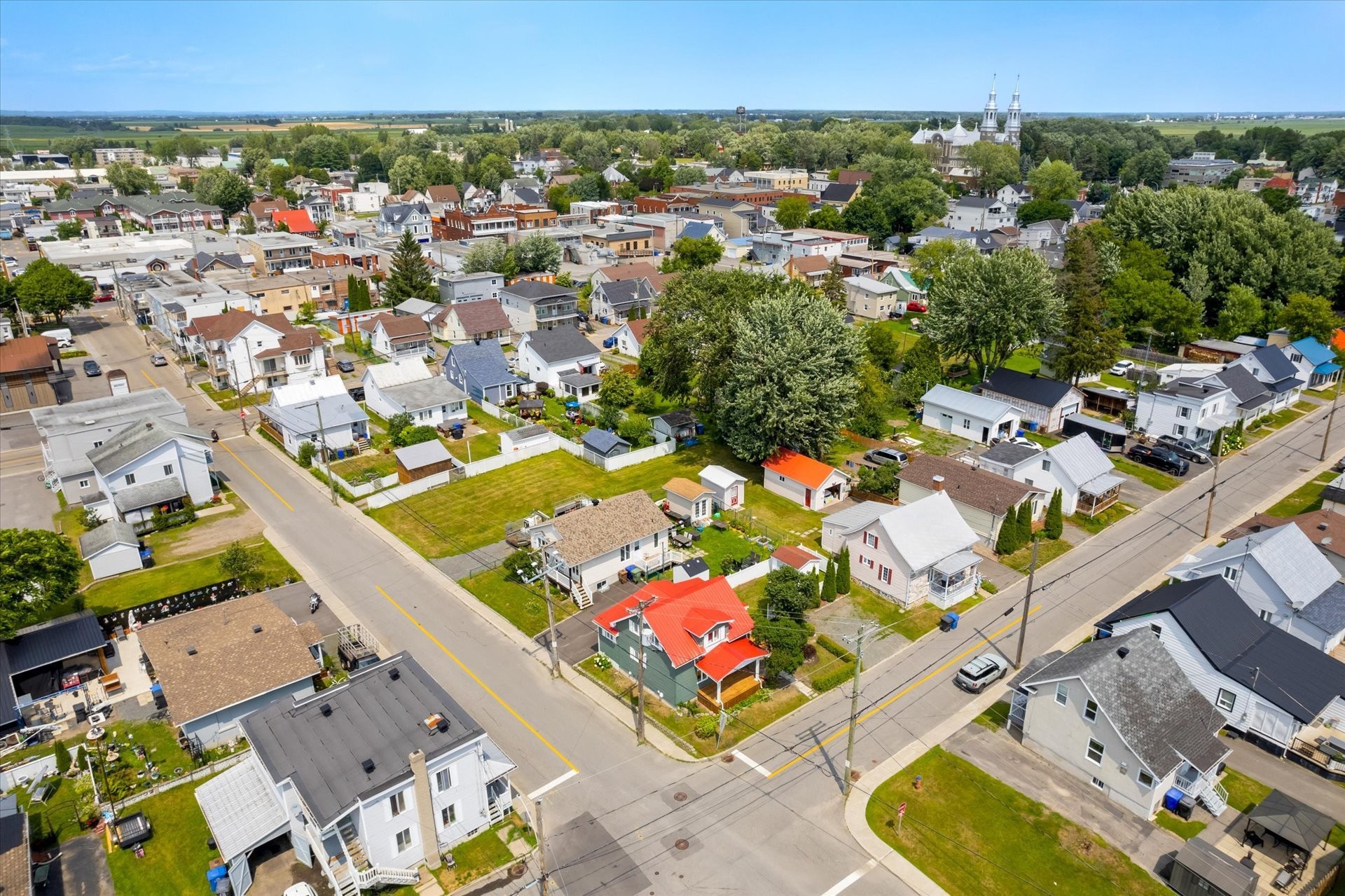 









346


Av. Ste-Dorothée

,
Louiseville,




QC
J5V1R1

