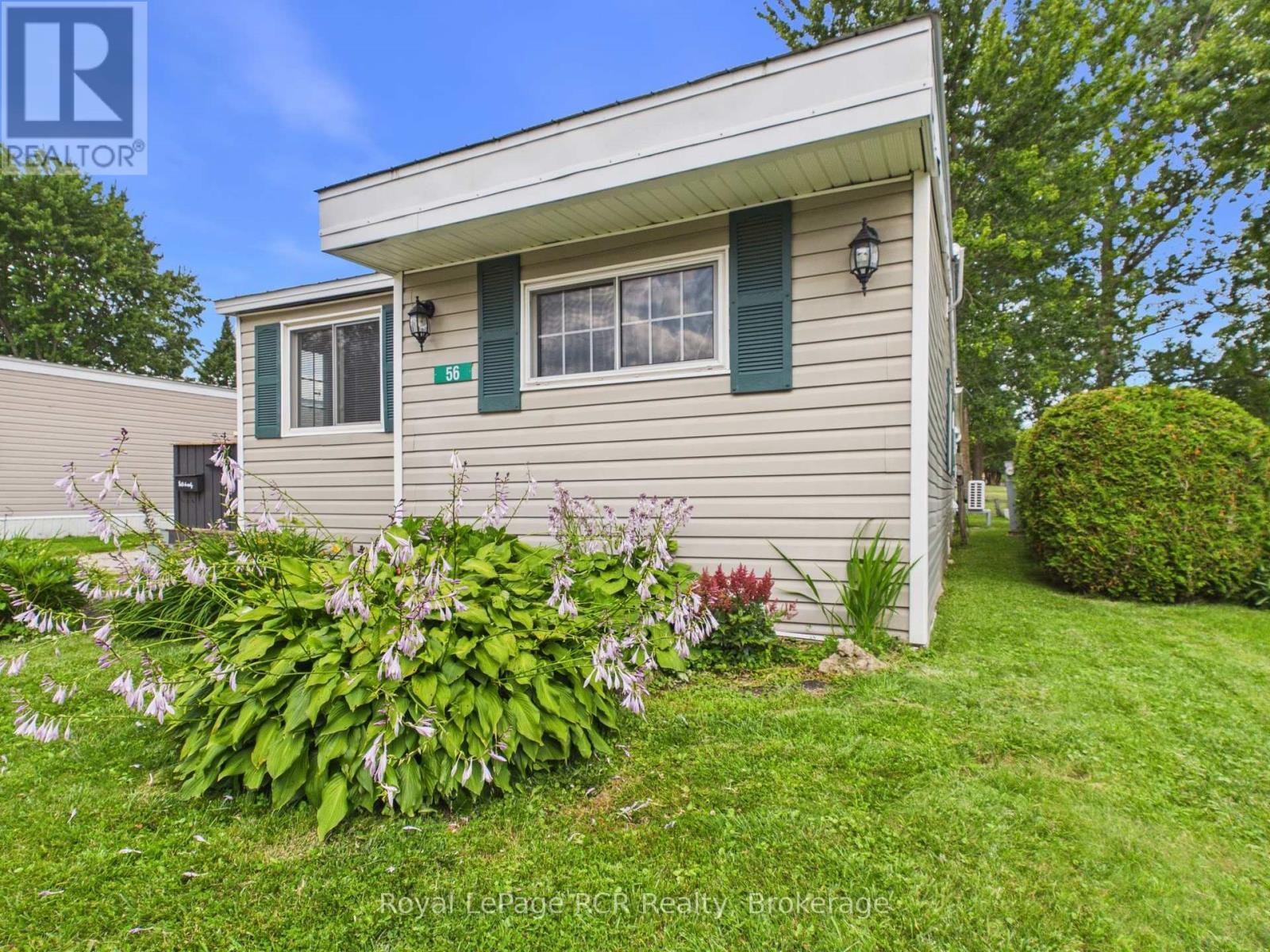












56 SUSSEX SQUARE

,
Georgian Bluffs,




Ontario
N4K5N5

