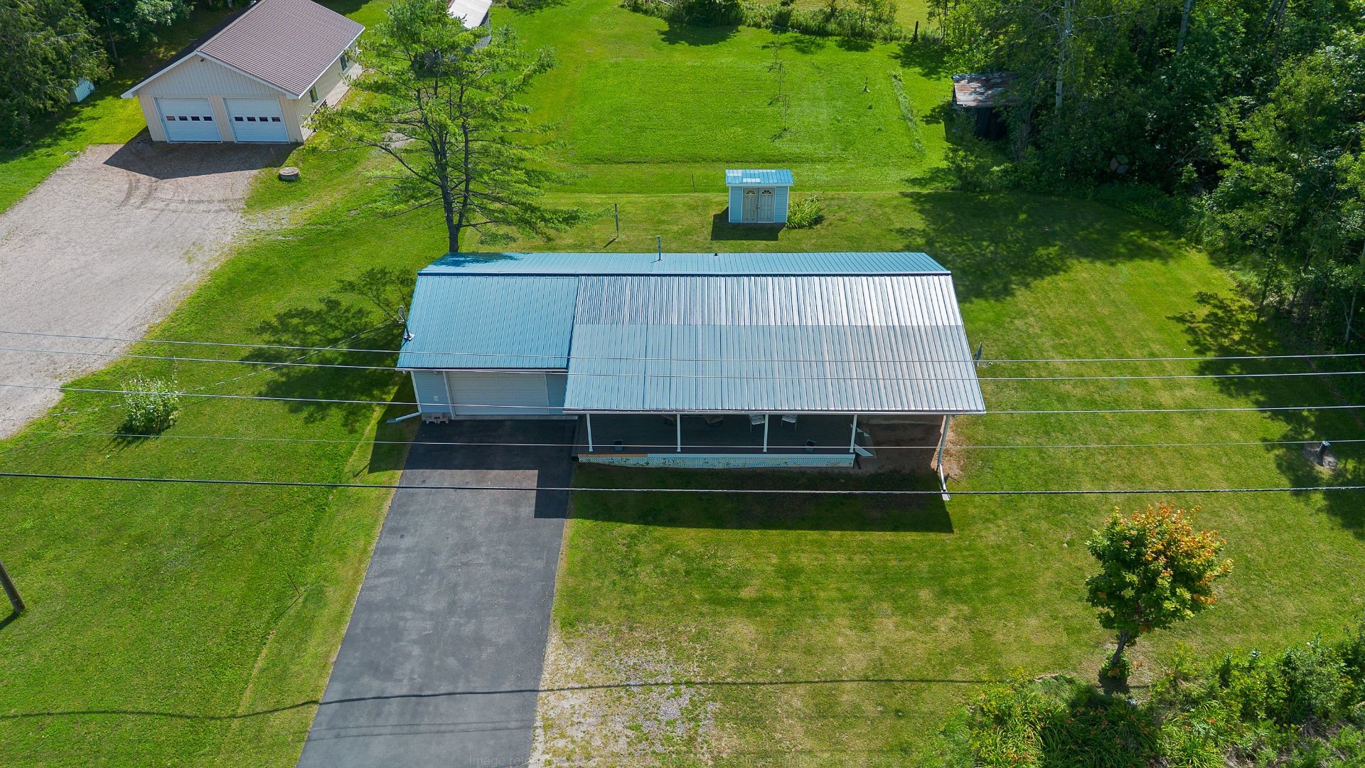 









1064


Route 148

,
Litchfield,




QC
J0X1H0

