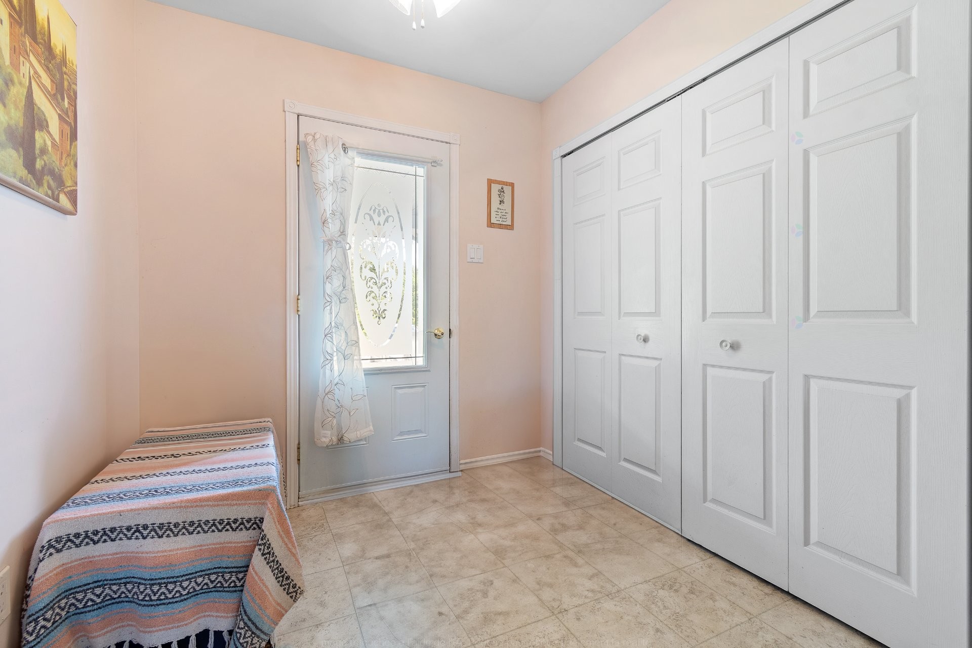 









1064


Route 148

,
Litchfield,




QC
J0X1H0

