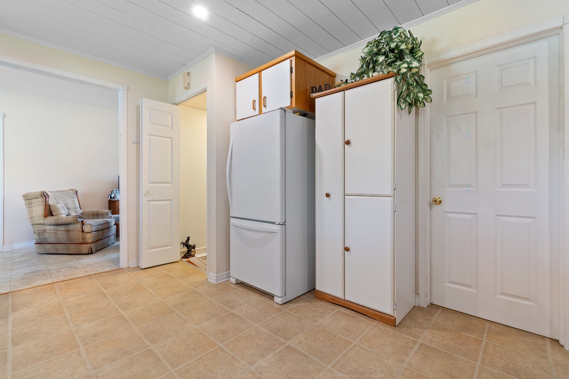 









1064


Route 148

,
Litchfield,




QC
J0X1H0

