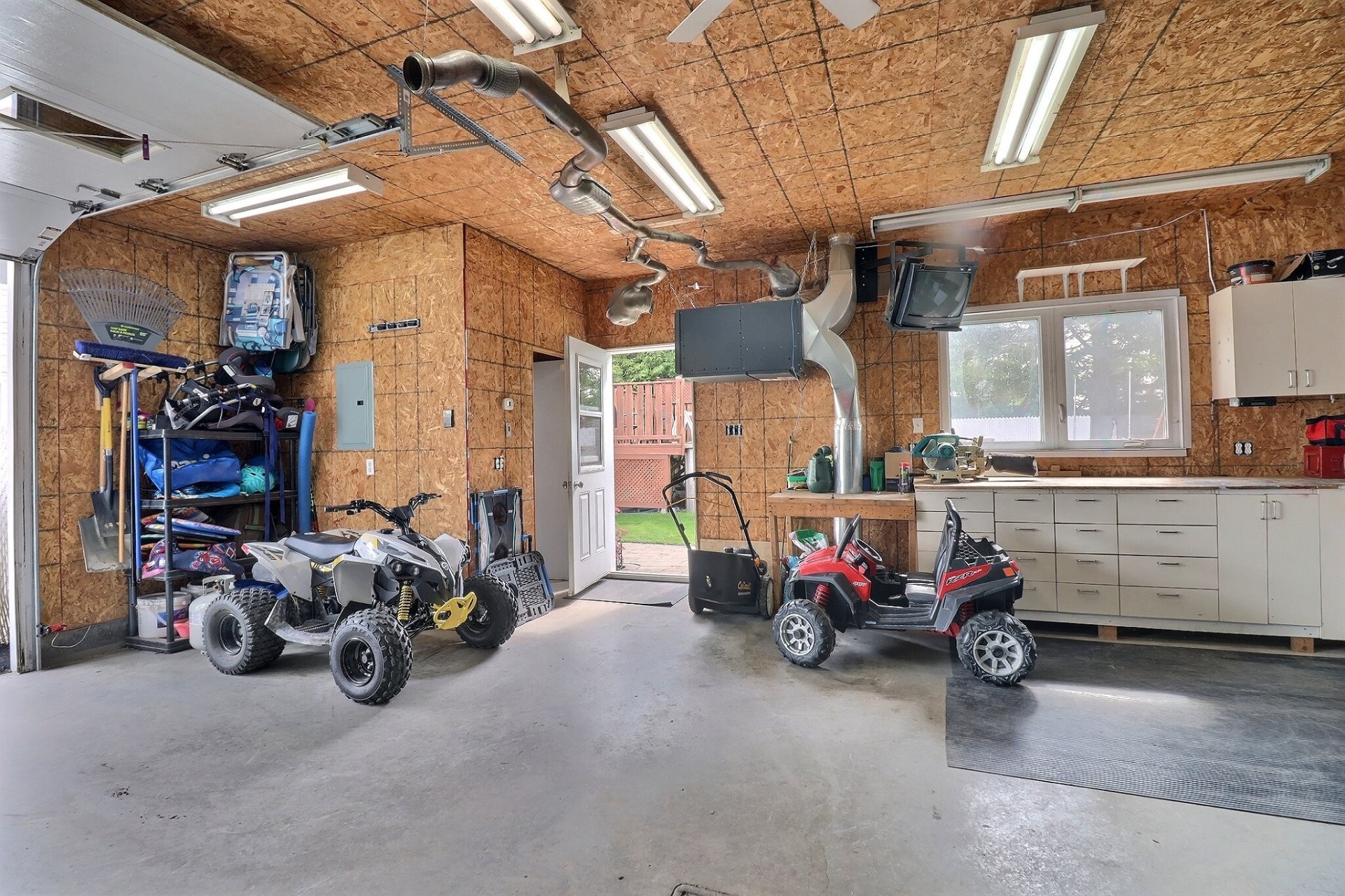 









720


Route du Lac O.

,
Alma,




QC
G8B5V2

