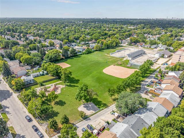 









95


Trafford

PARK,
Winnipeg,




MB
R2M 4B7

