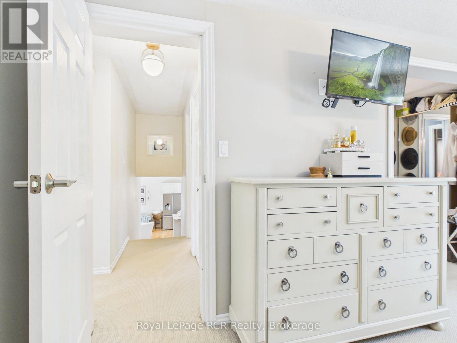 












319370 GREY ROAD 1 ROAD

,
Georgian Bluffs,




Ontario
N0H1S0

