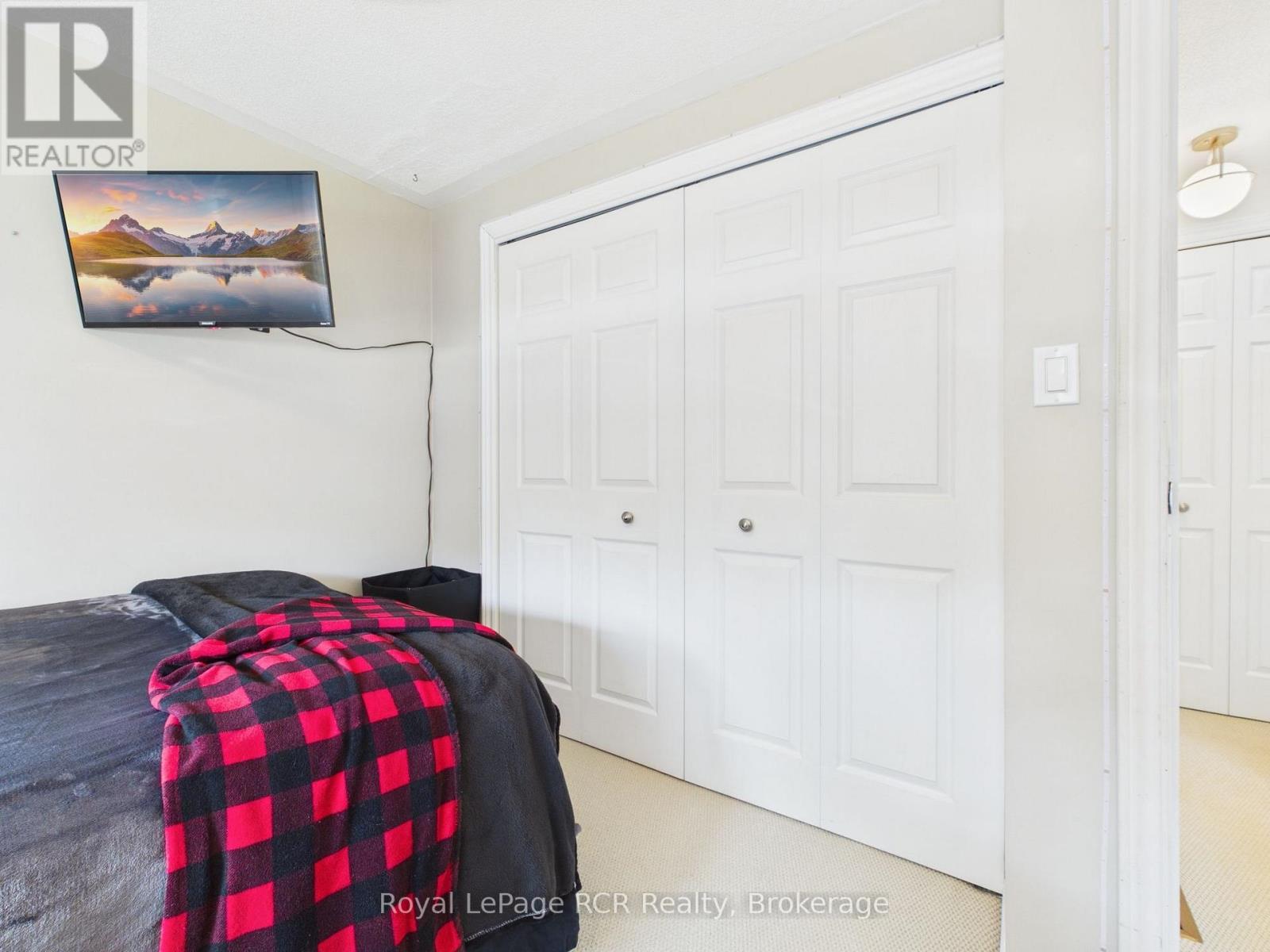 












319370 GREY ROAD 1 ROAD

,
Georgian Bluffs,




Ontario
N0H1S0

