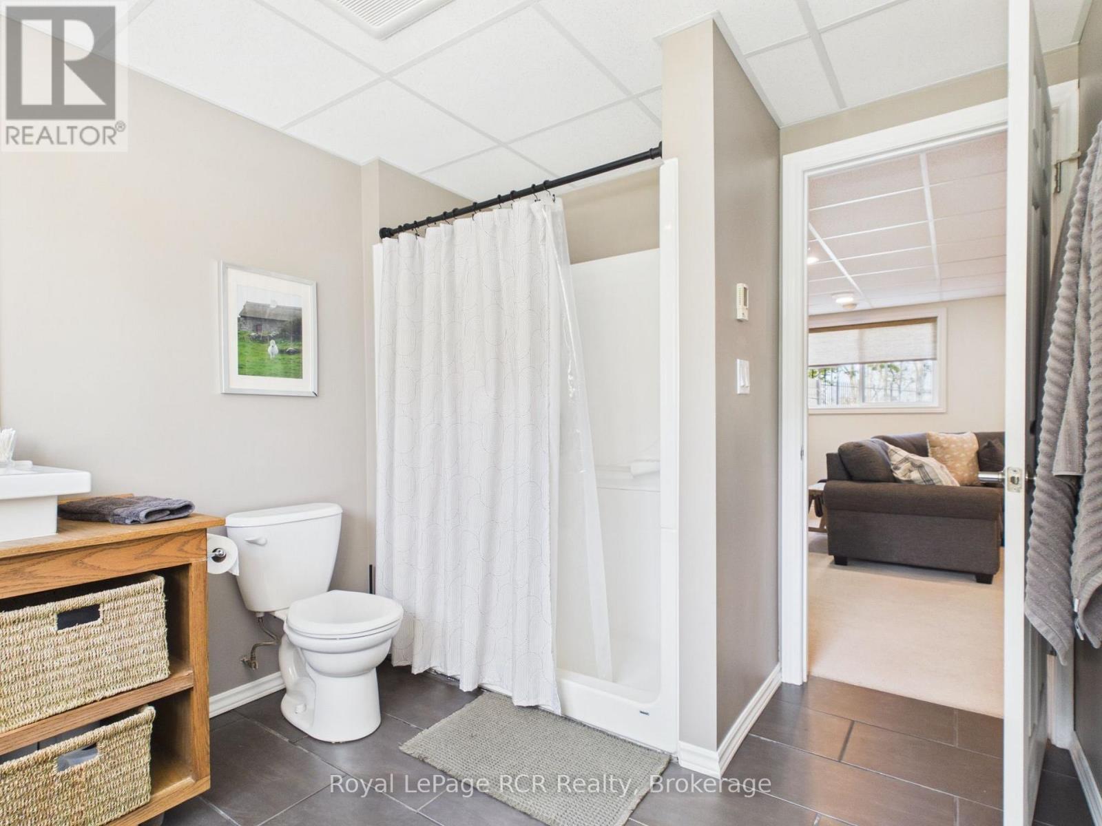 












319370 GREY ROAD 1 ROAD

,
Georgian Bluffs,




Ontario
N0H1S0

