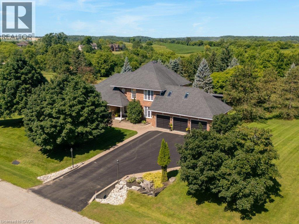 












216 RED MAPLE Court

,
North Dumfries,




Ontario
N1R5S6

